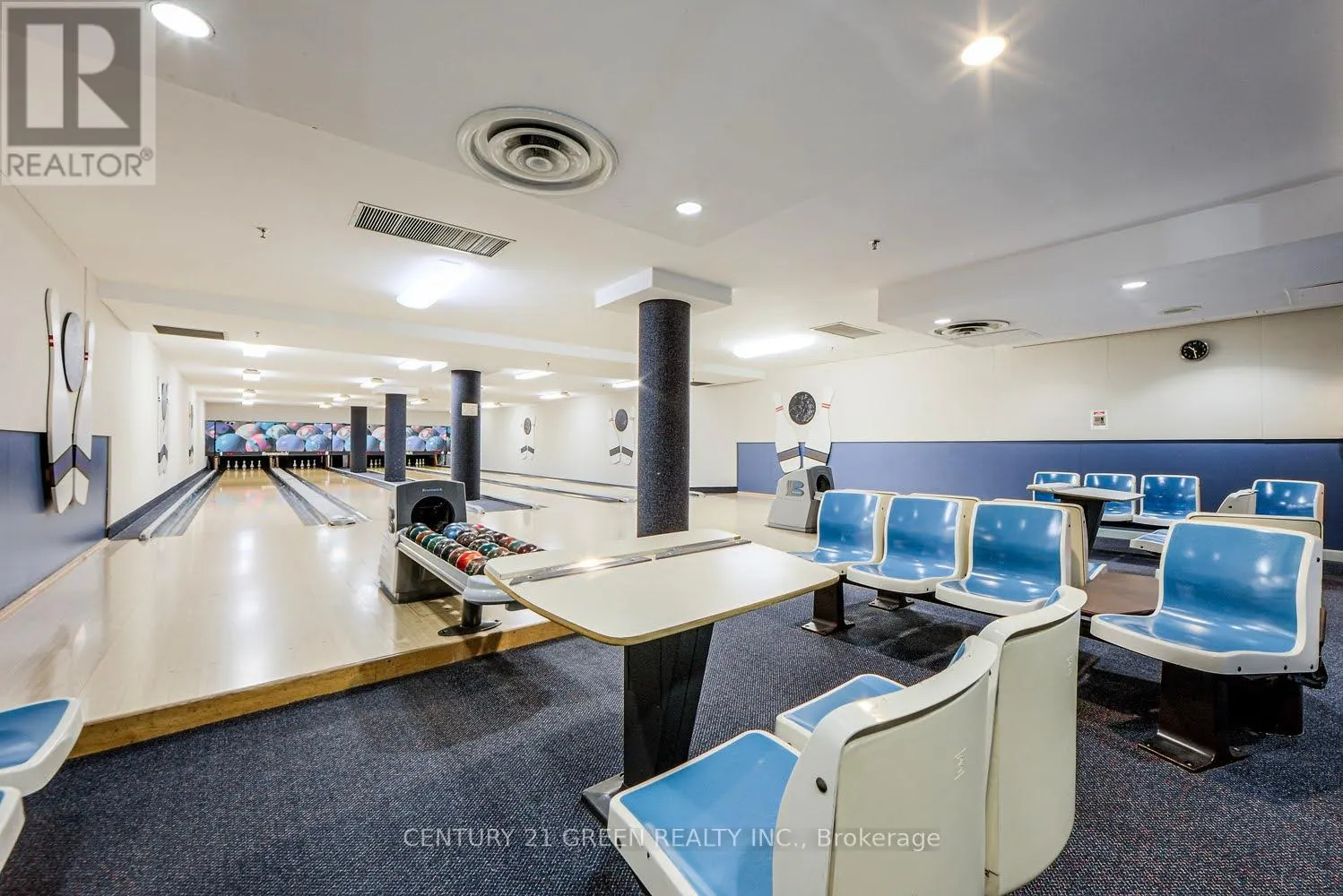 2623 - 68 CORPORATE DRIVE