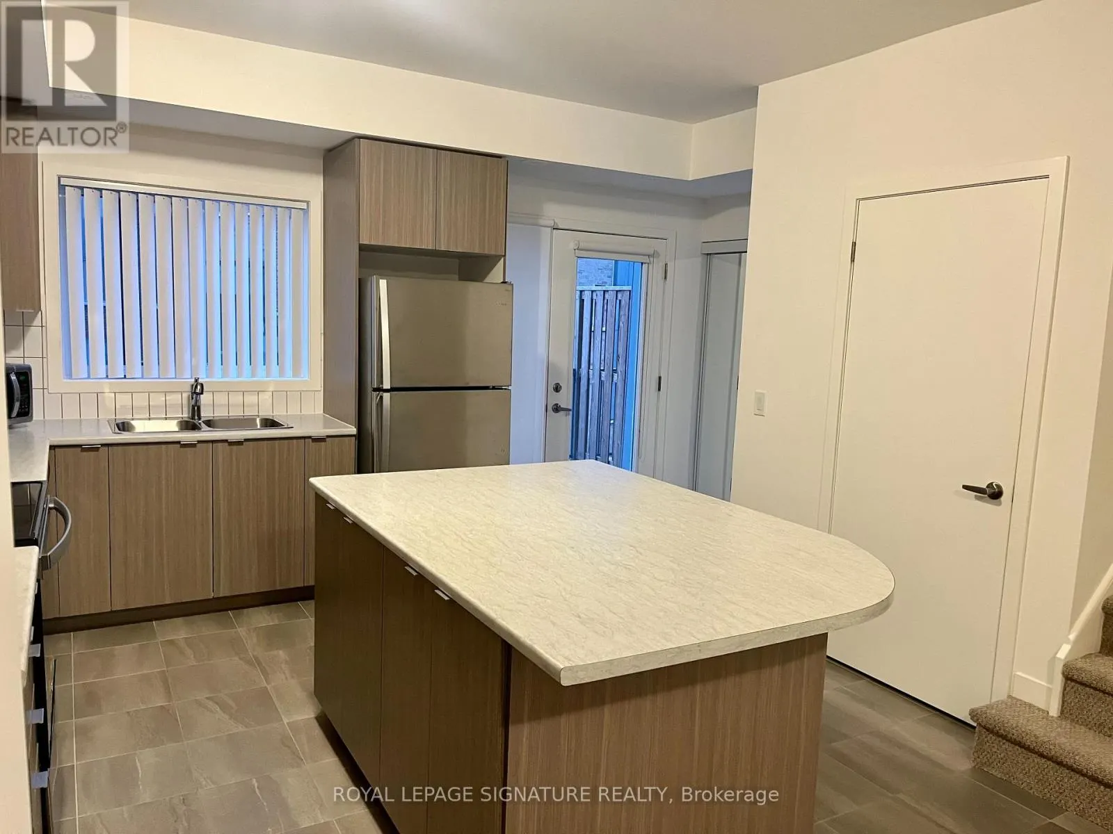 107 - 1525 KINGSTON ROAD