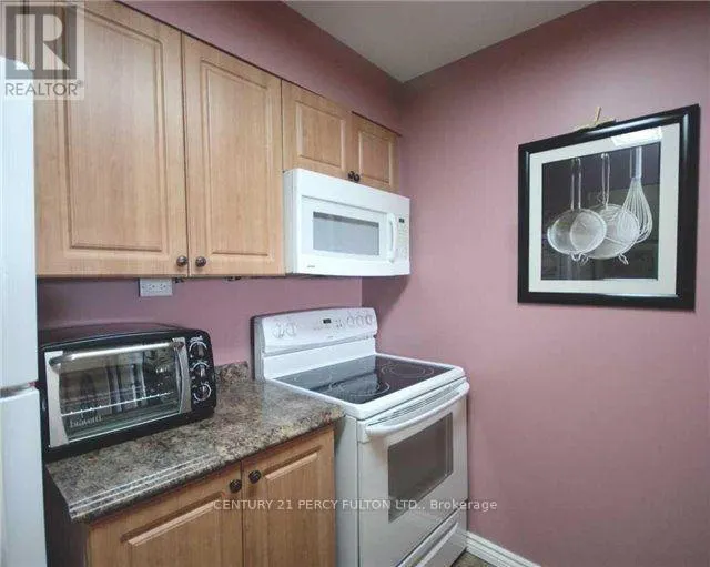 801 - 1655 PICKERING PARKWAY