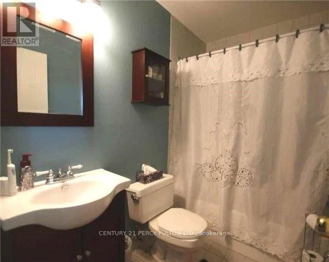 801 - 1655 PICKERING PARKWAY