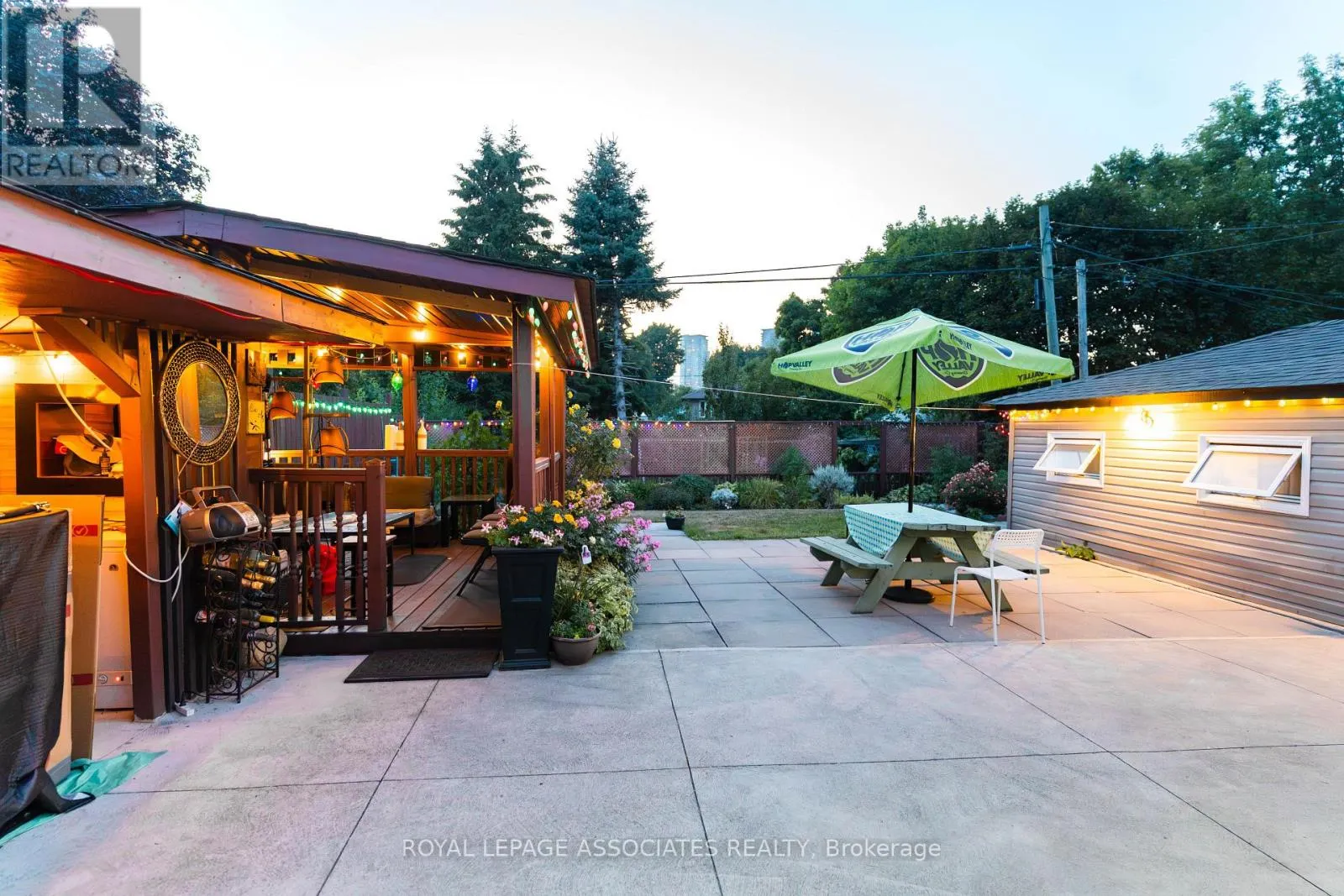 24 HURLEY CRESCENT
