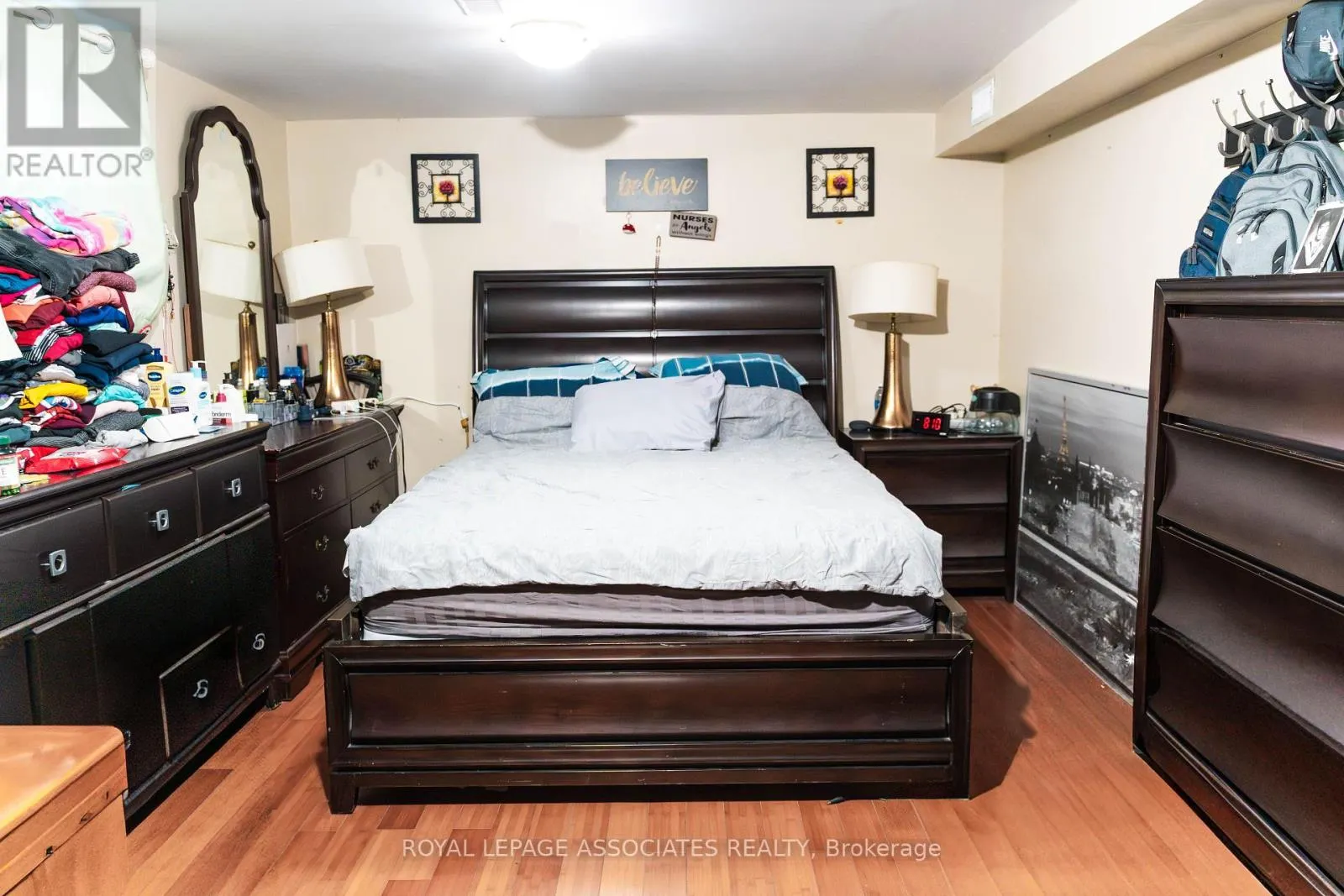 24 HURLEY CRESCENT