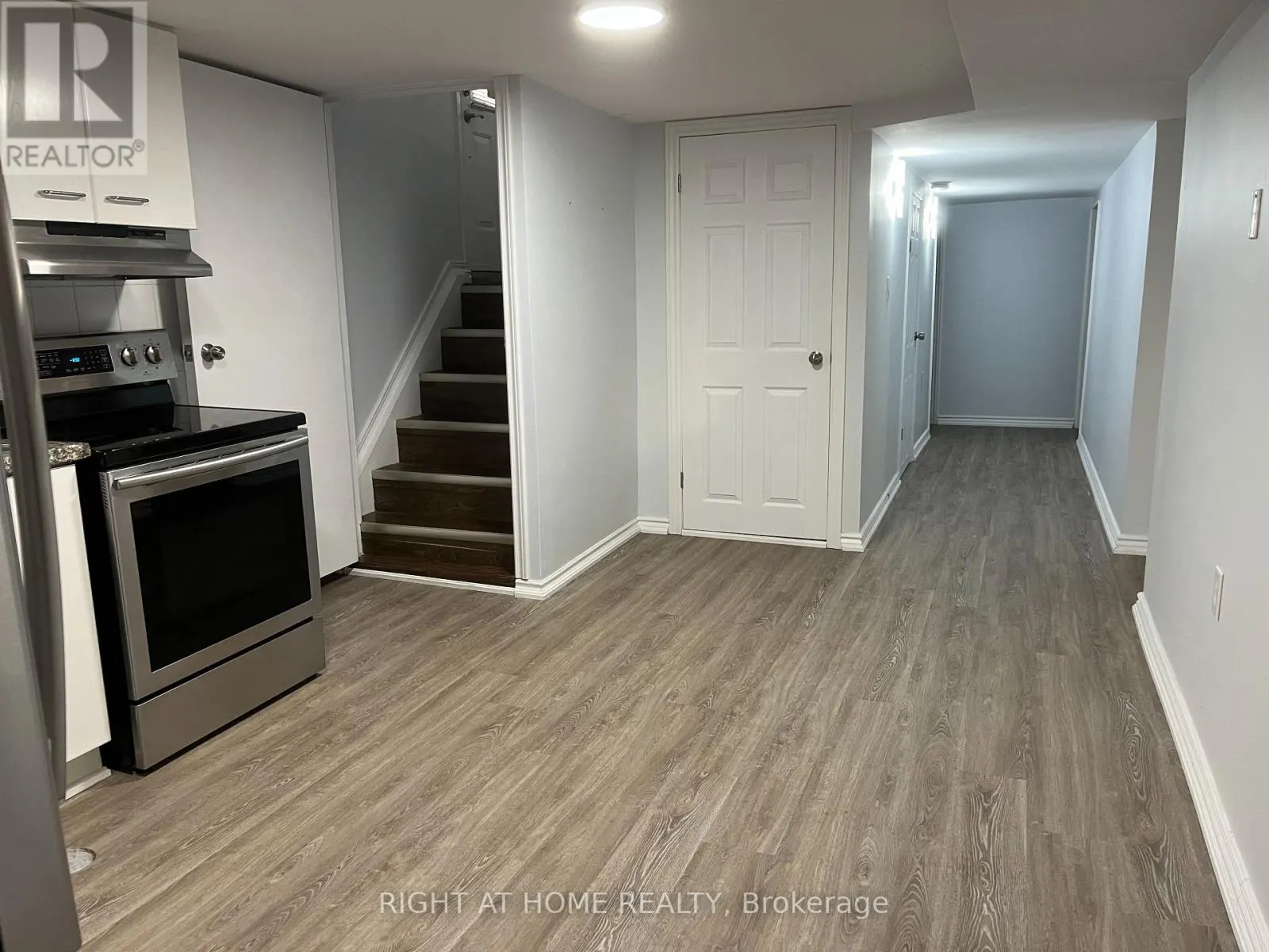 LOWER LEVEL - 689 WILSON ROAD S