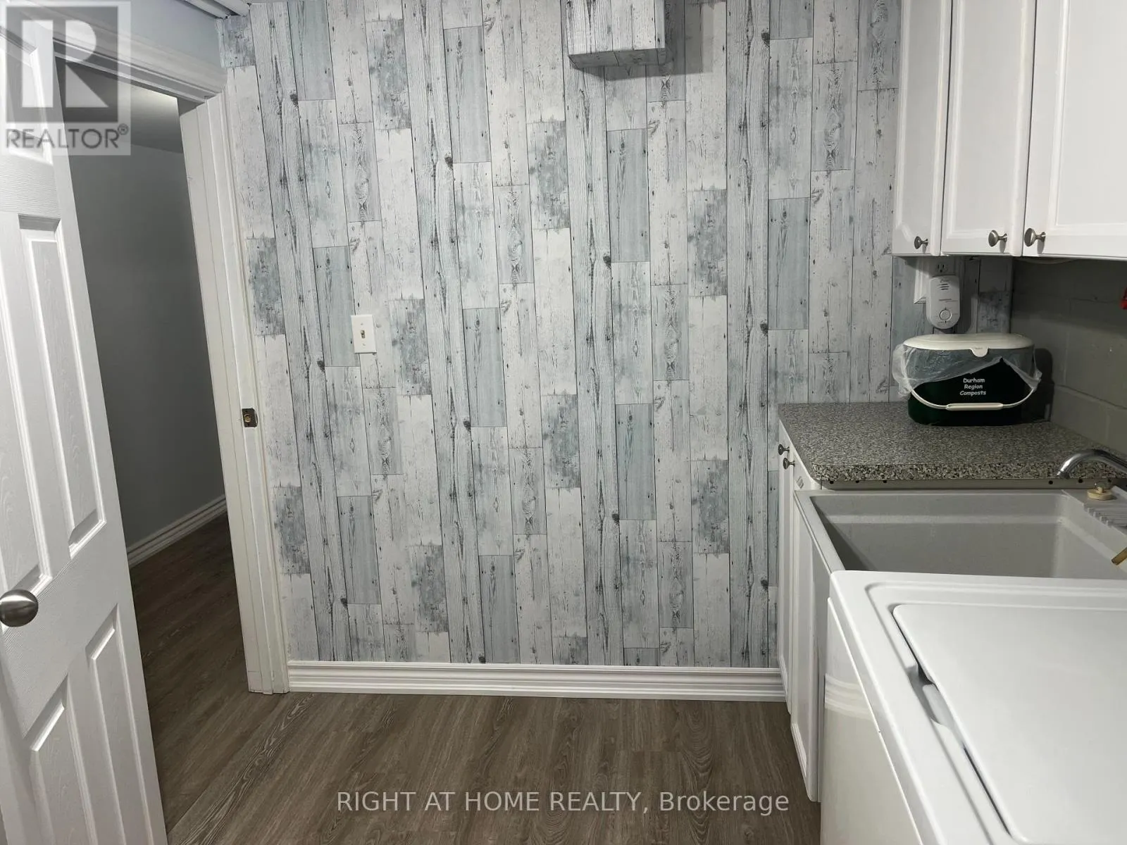 LOWER LEVEL - 689 WILSON ROAD S