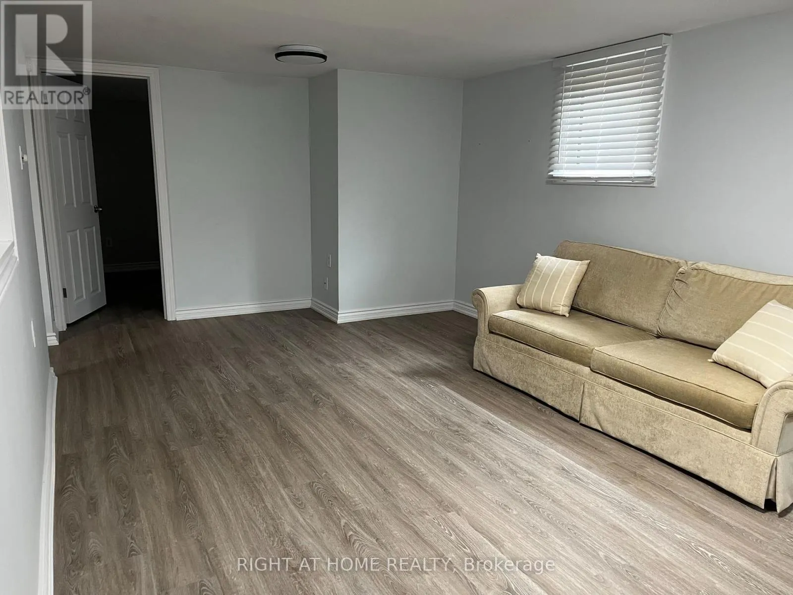 LOWER LEVEL - 689 WILSON ROAD S