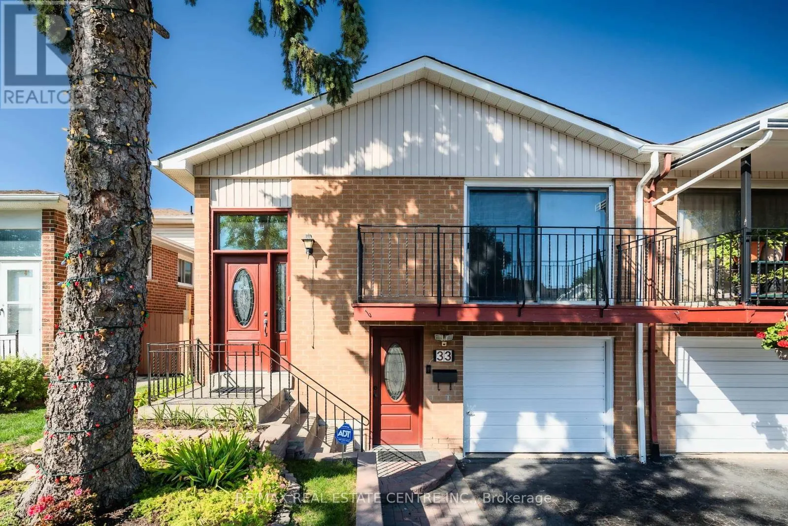 33 MILLHOUSE CRESCENT