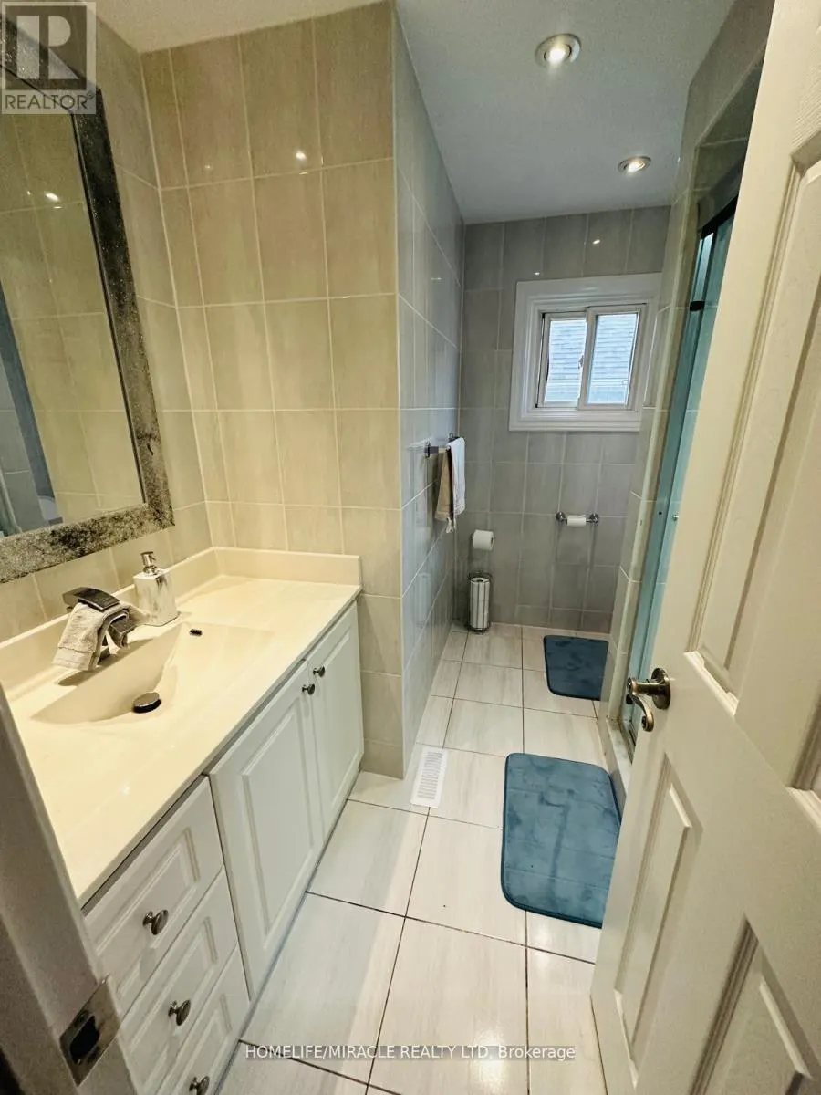9 MARESFIELD DRIVE N