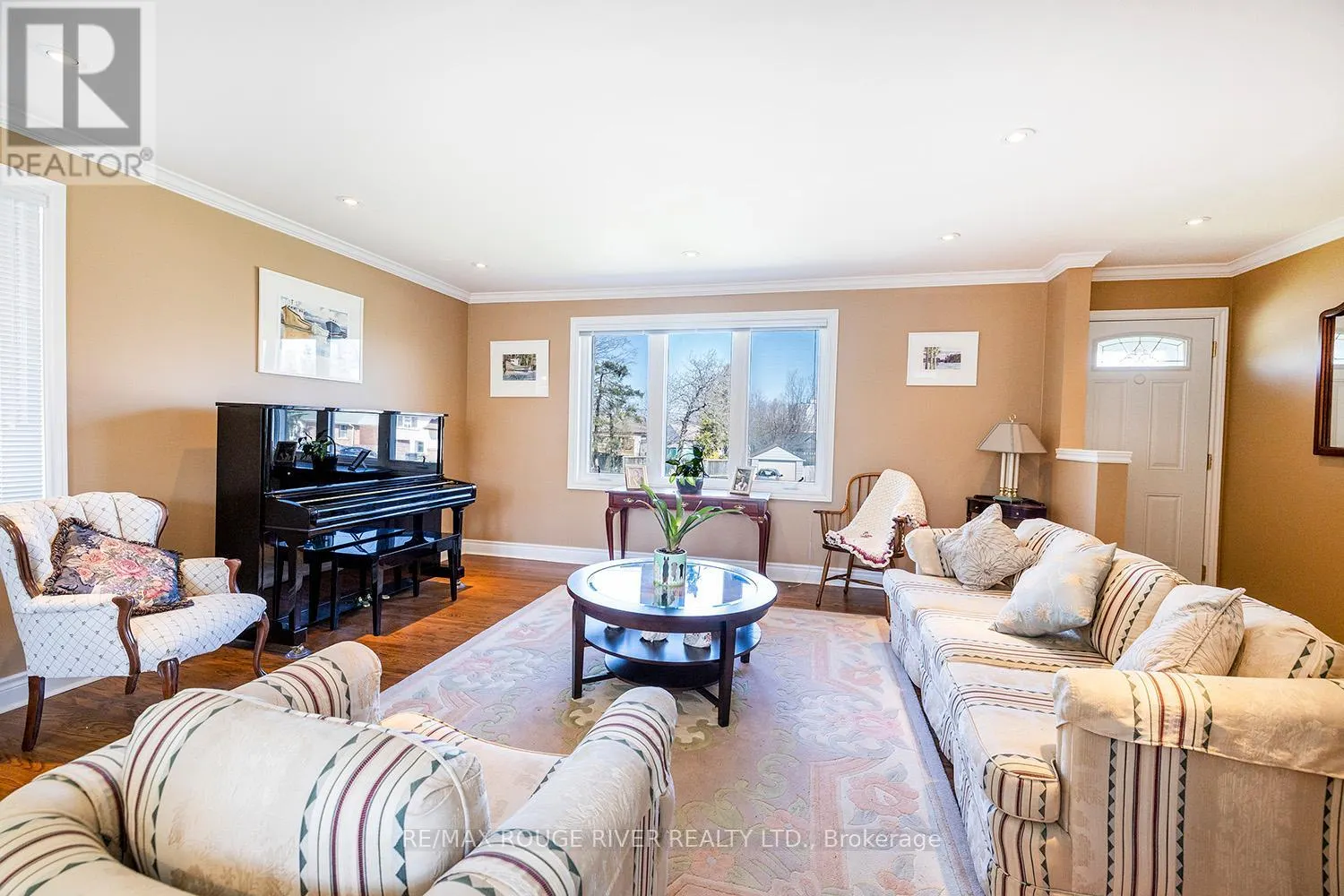 9 GRANARD BOULEVARD