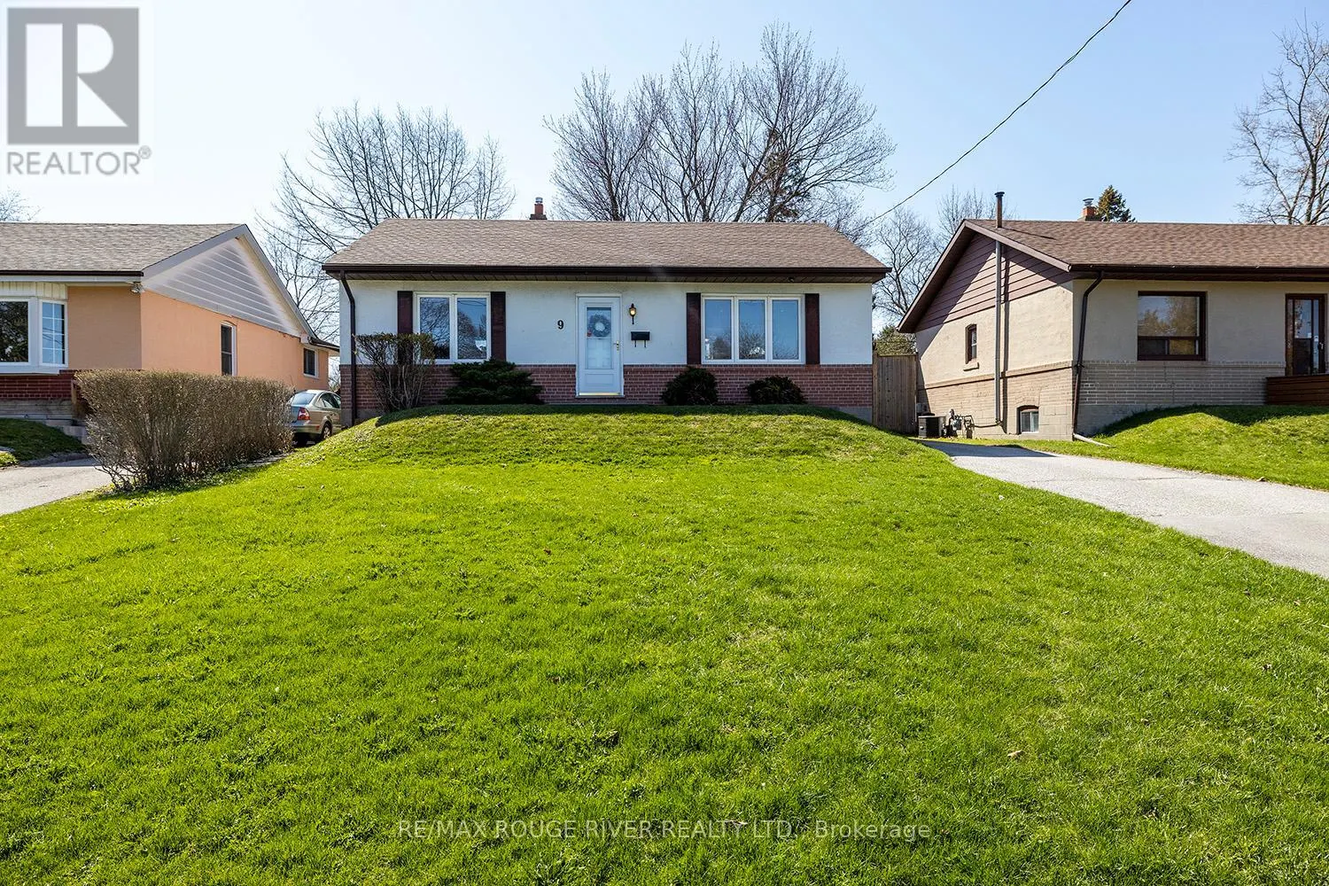 9 GRANARD BOULEVARD