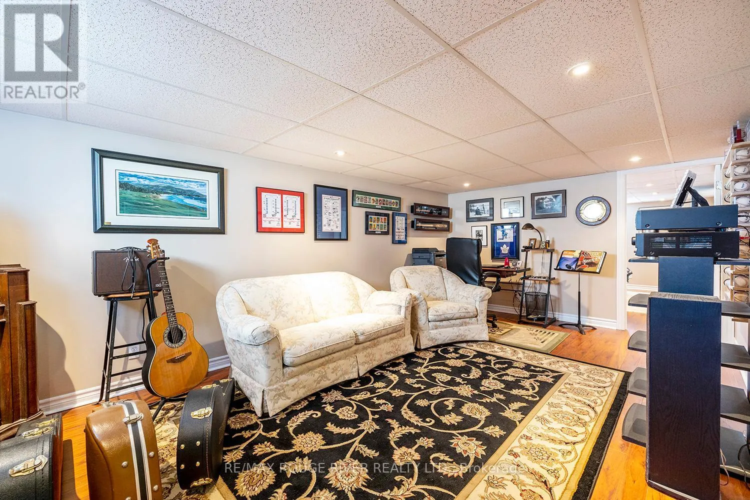 9 GRANARD BOULEVARD
