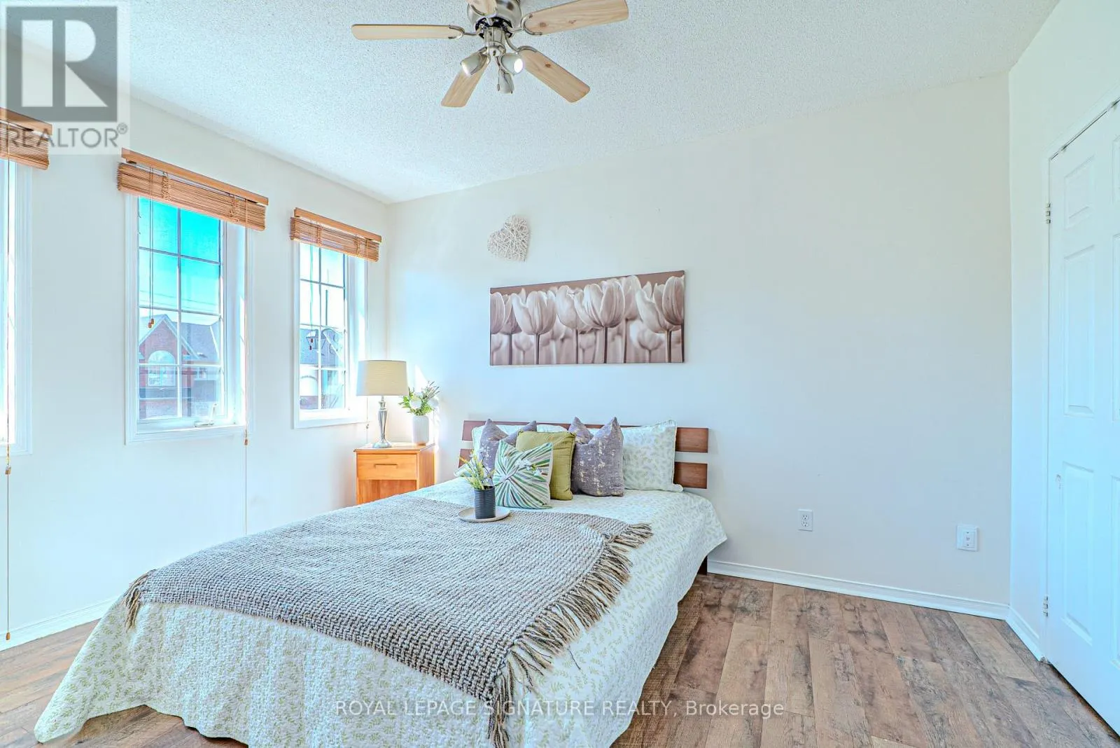 100 STOKELY CRESCENT