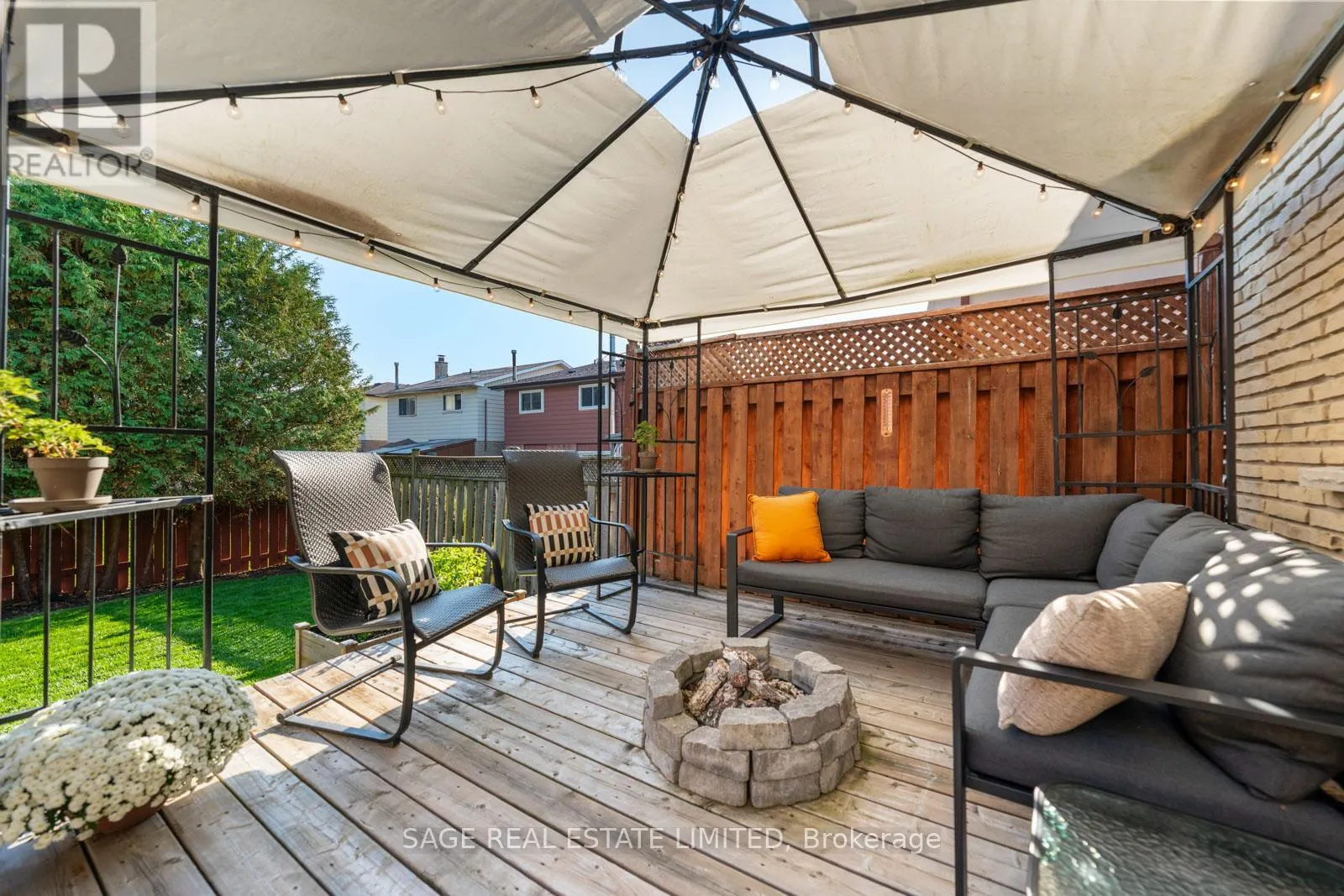614 STONEBRIDGE LANE