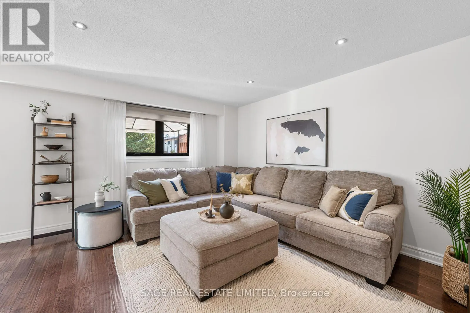 614 STONEBRIDGE LANE