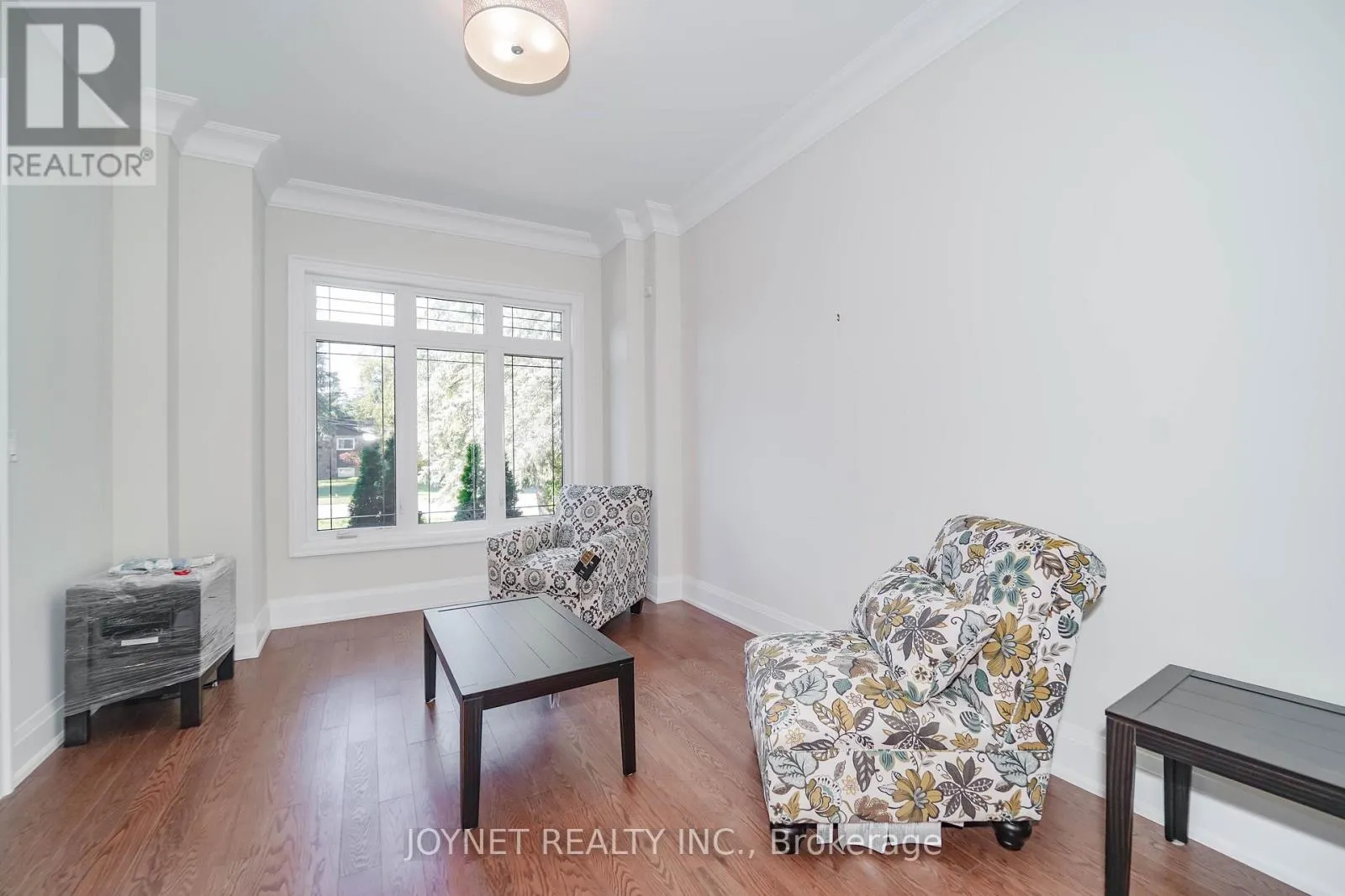 535 ROUGEMOUNT DRIVE