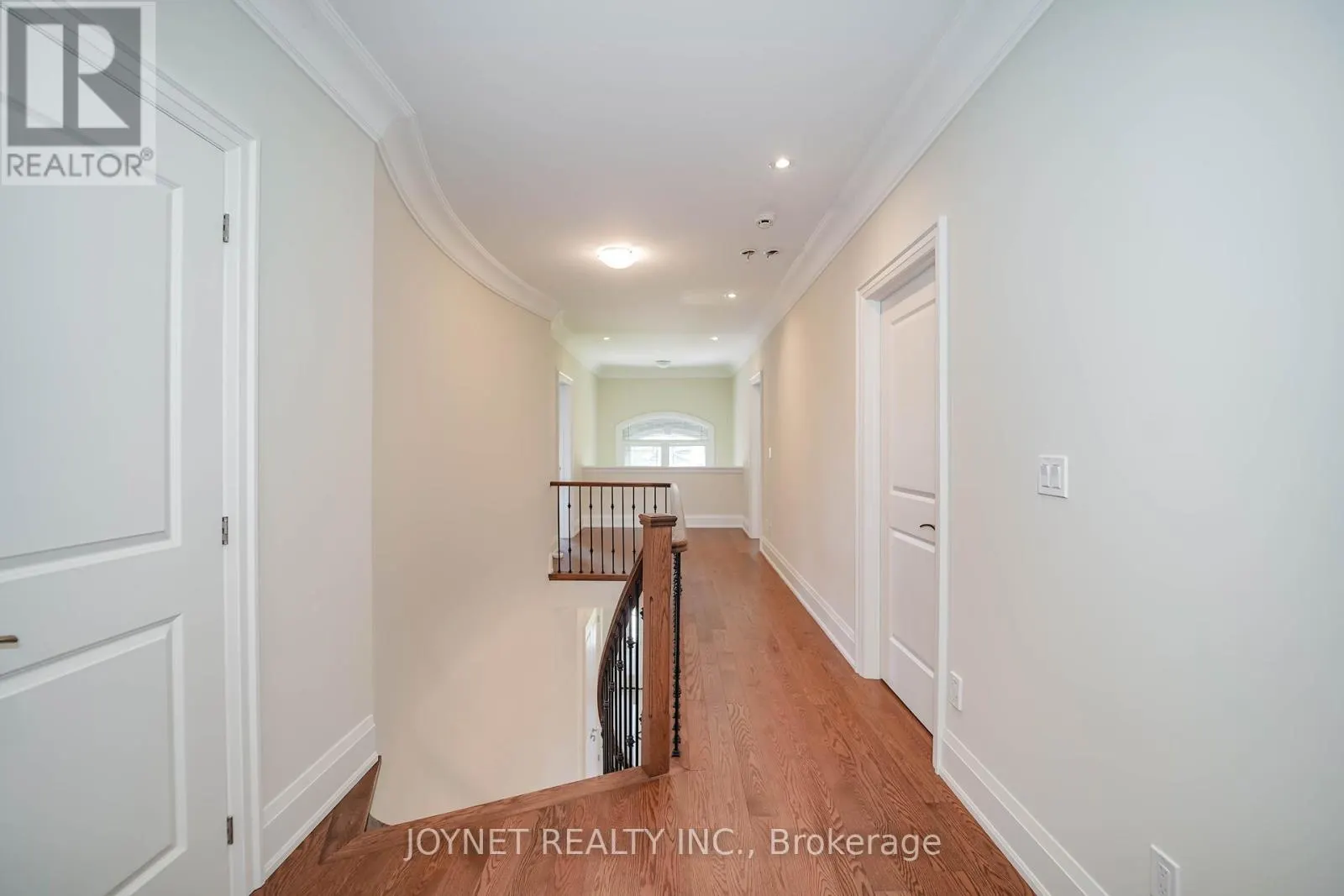 535 ROUGEMOUNT DRIVE