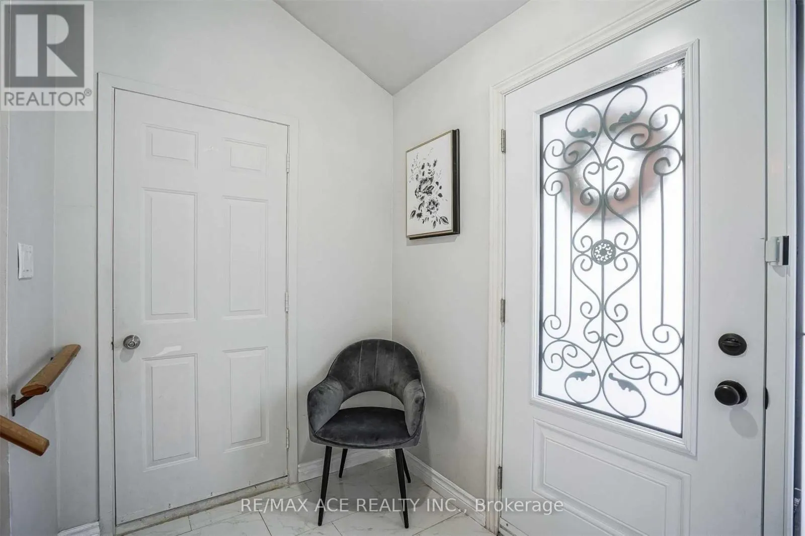 MAIN - 113 PLACENTIA BOULEVARD