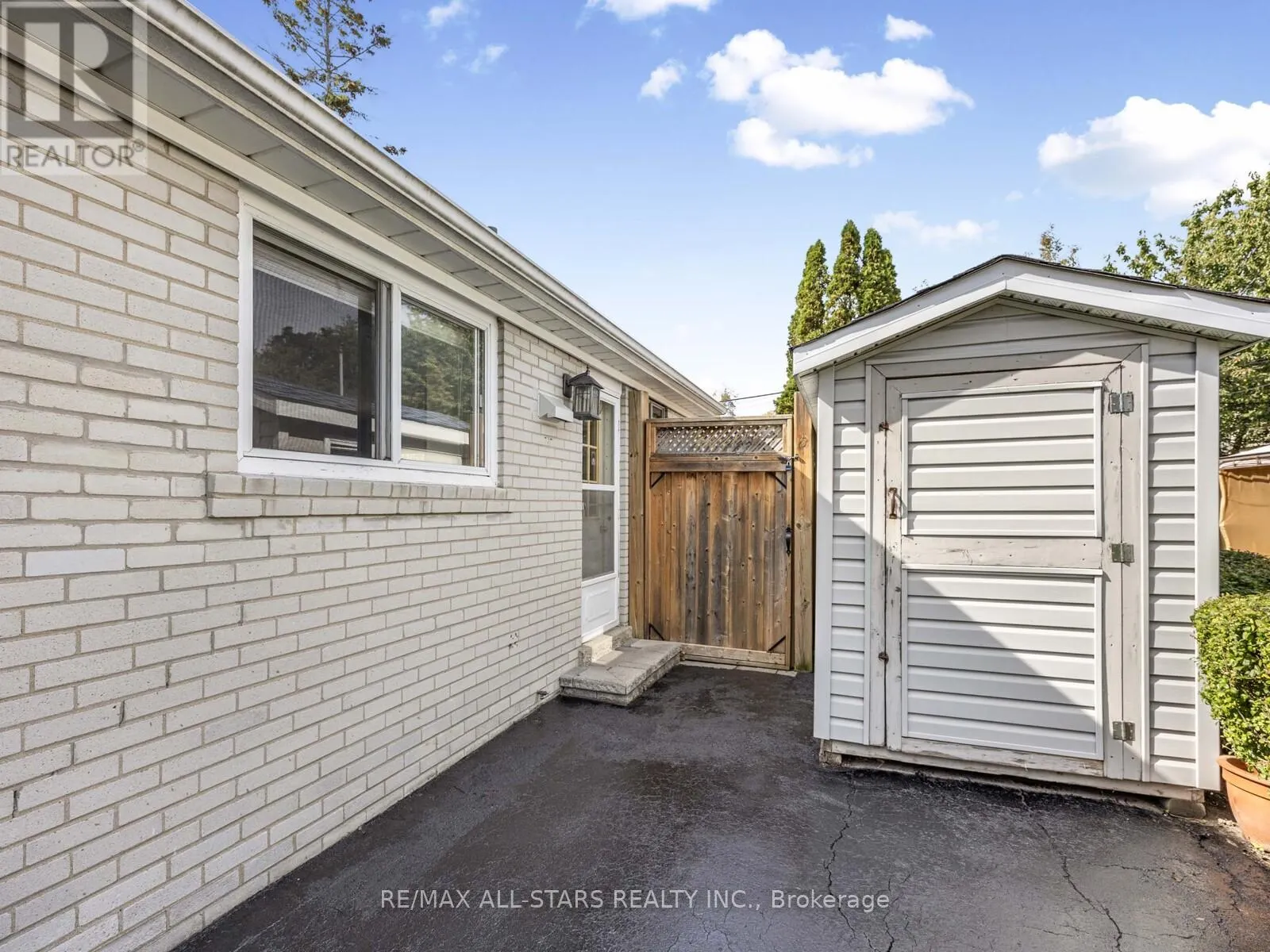 220 CATALINA DRIVE