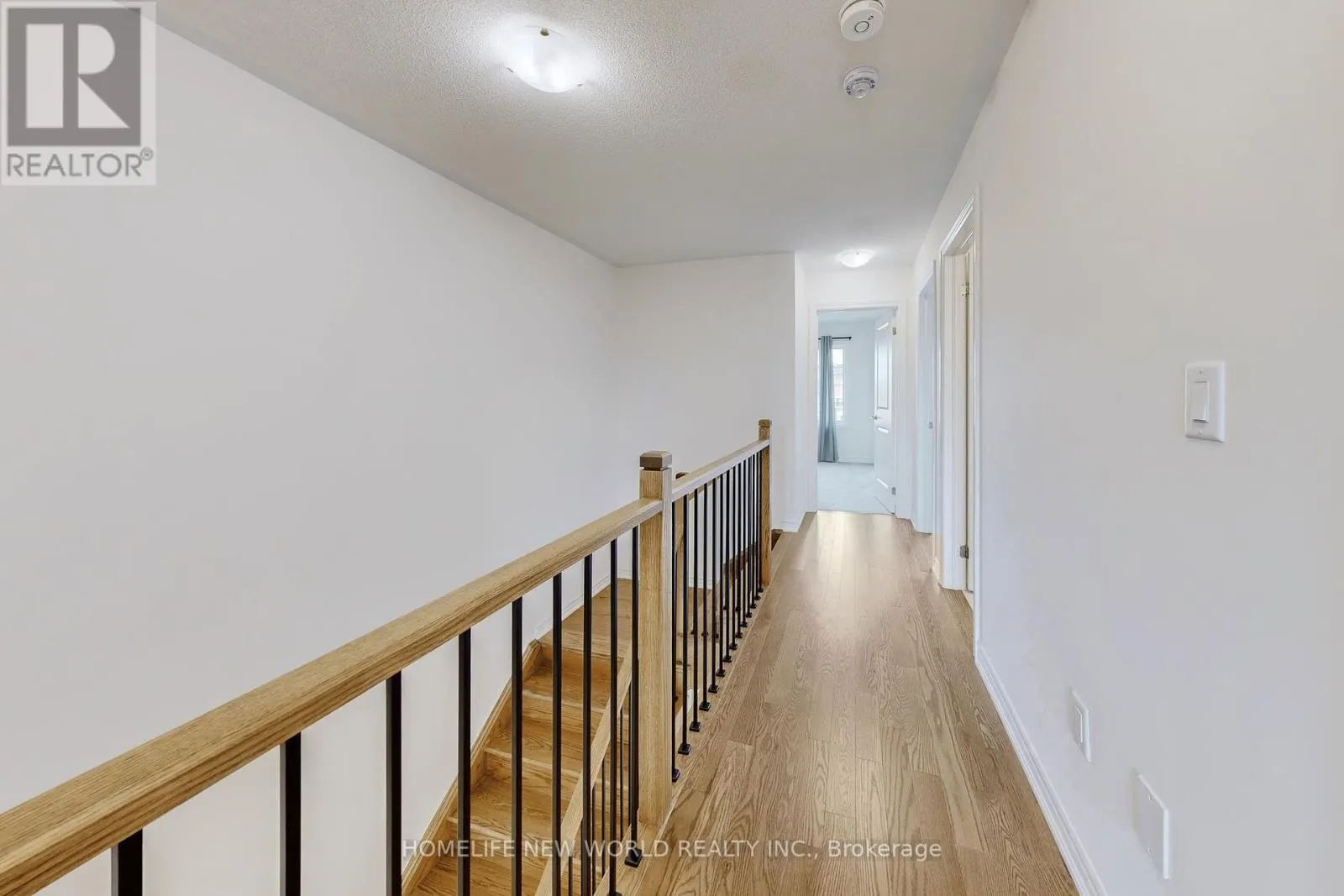 18 VELVET DRIVE