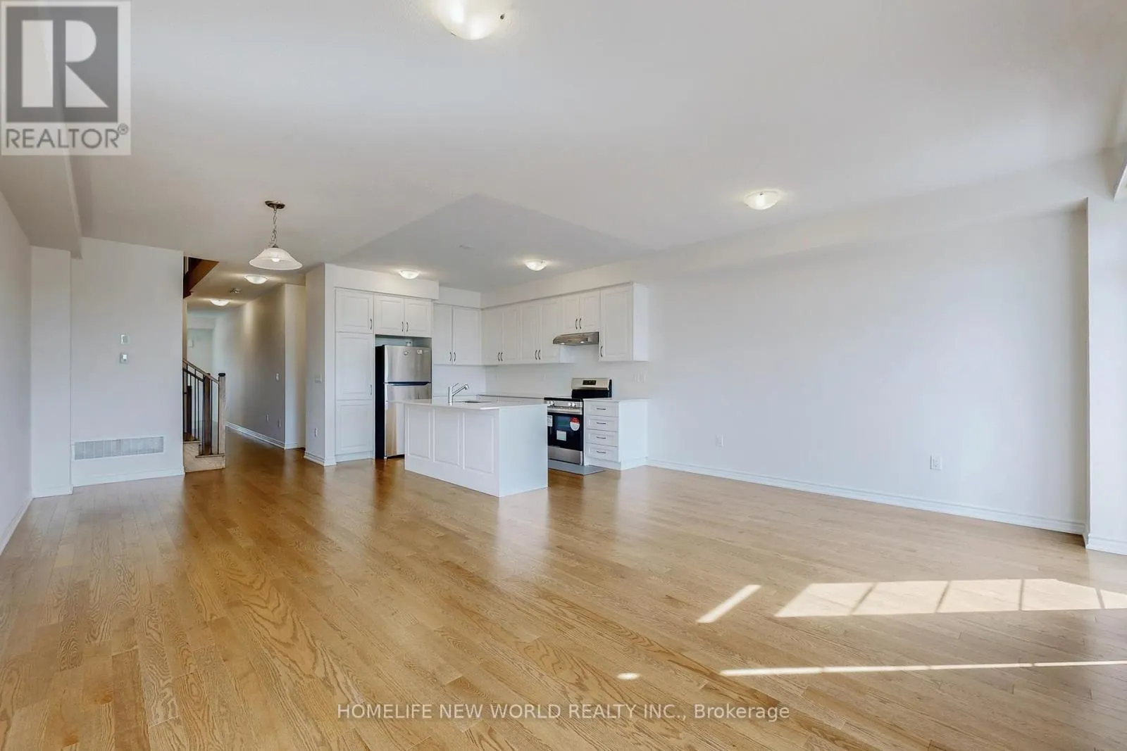 18 VELVET DRIVE