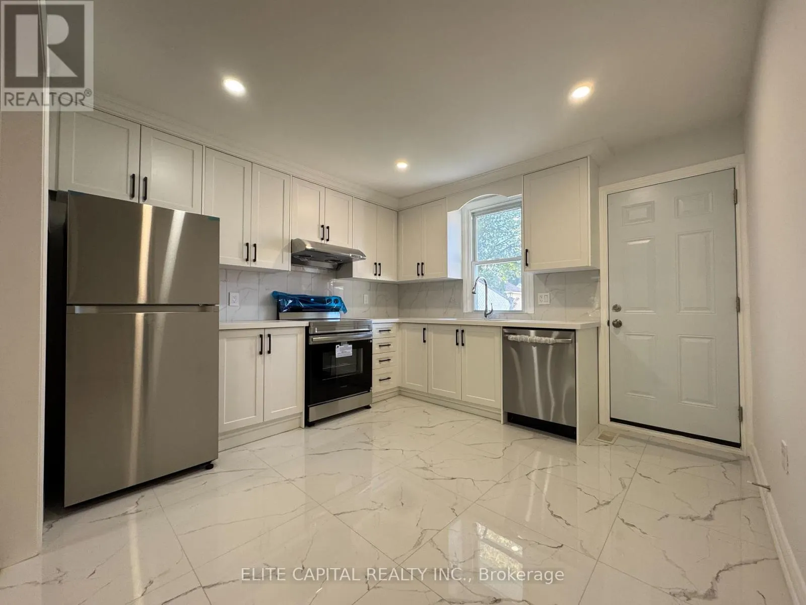 282 HAIG STREET