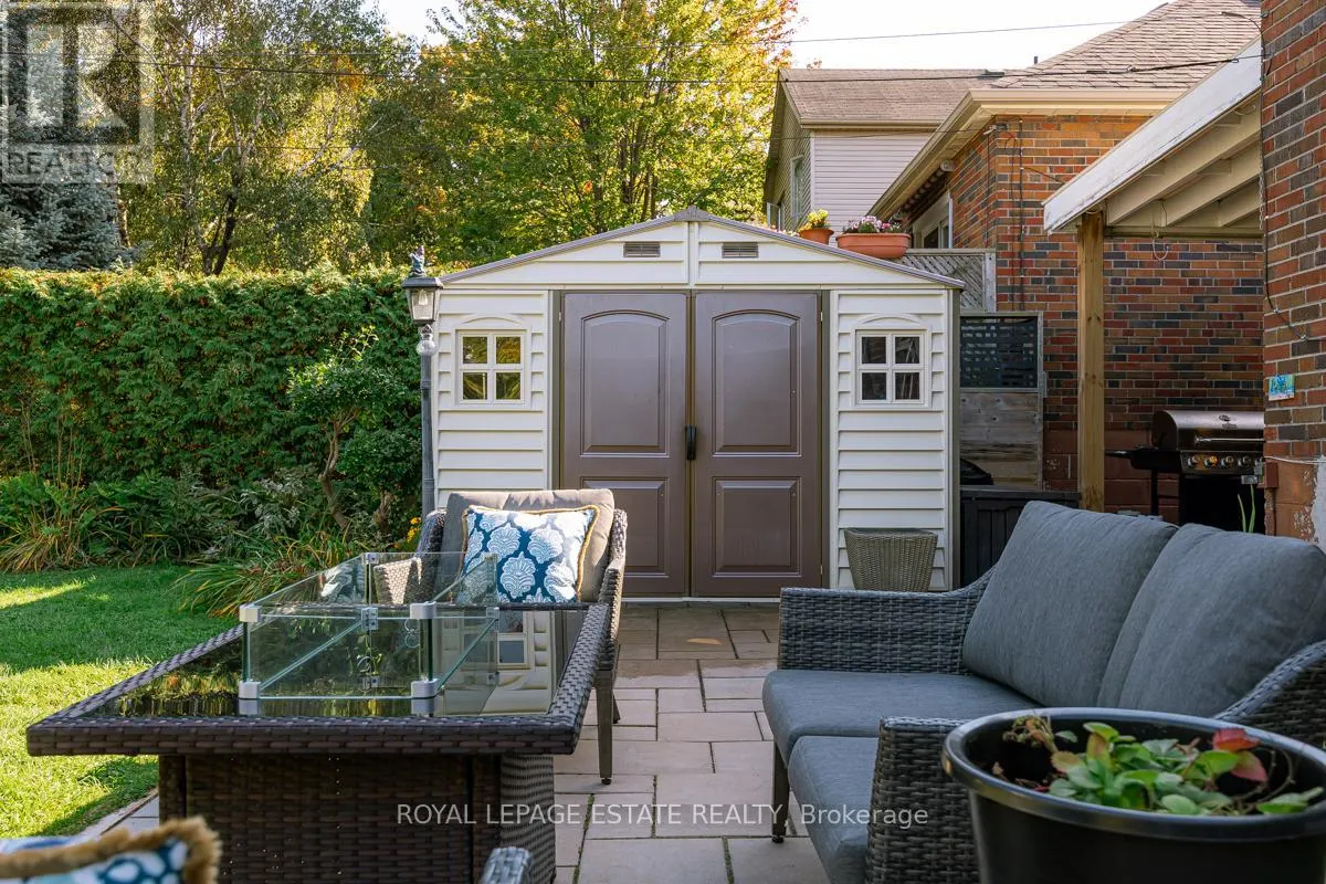 25 FERNCROFT DRIVE