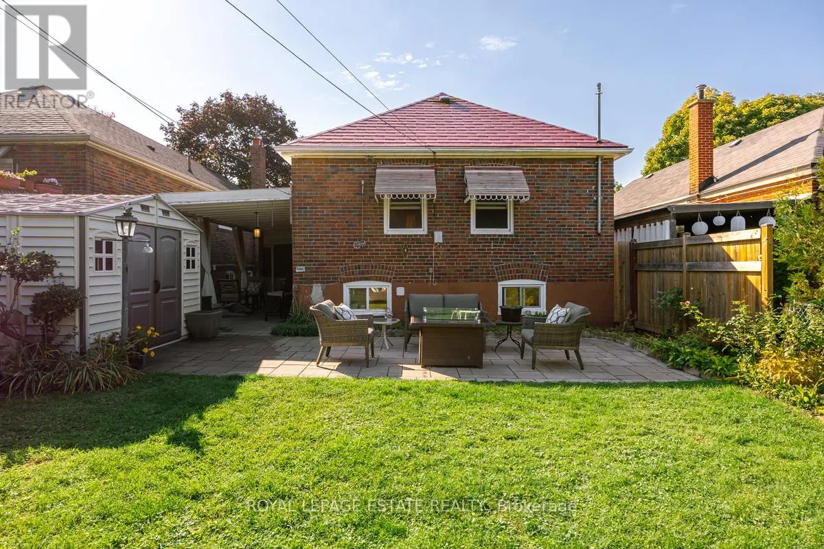 25 FERNCROFT DRIVE