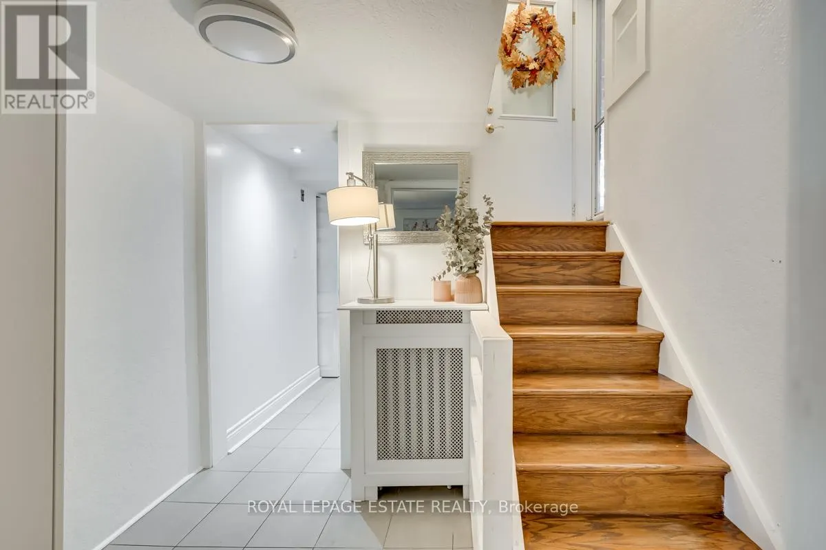 25 FERNCROFT DRIVE
