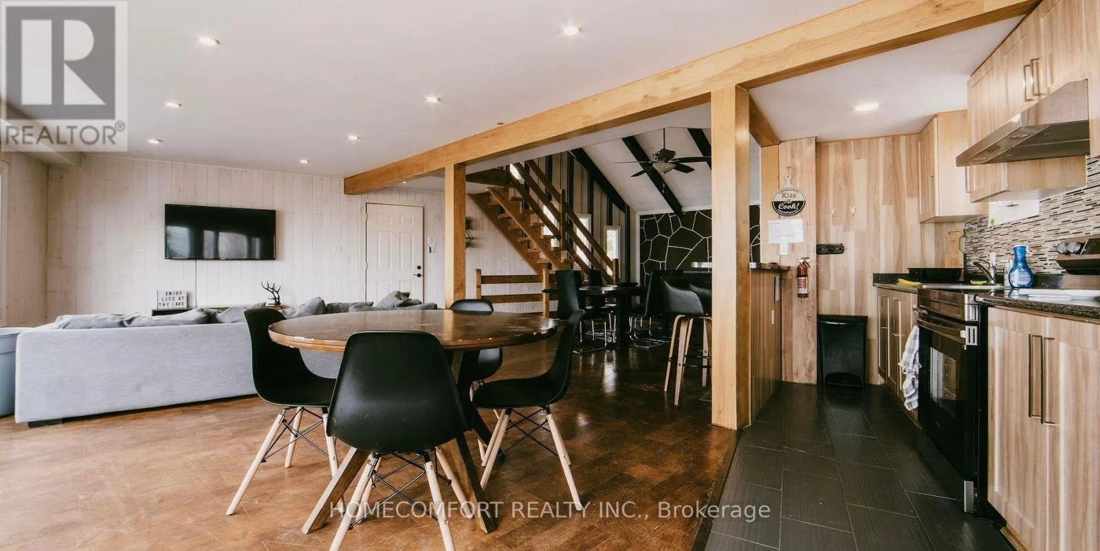108 MORRIS LANE