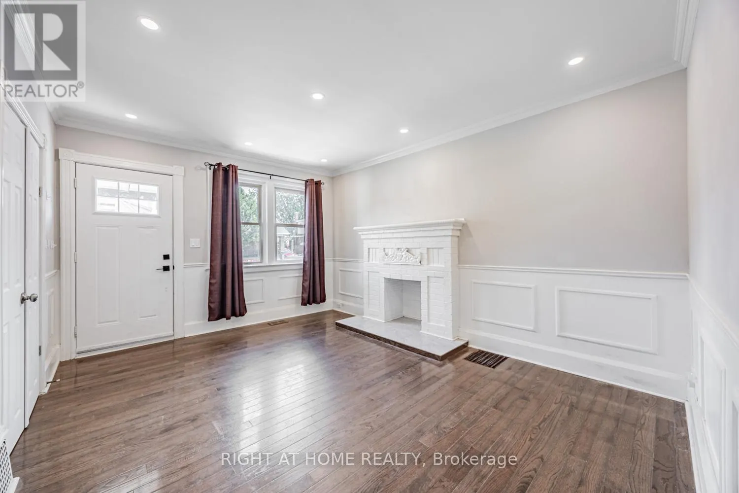 390 JARVIS STREET