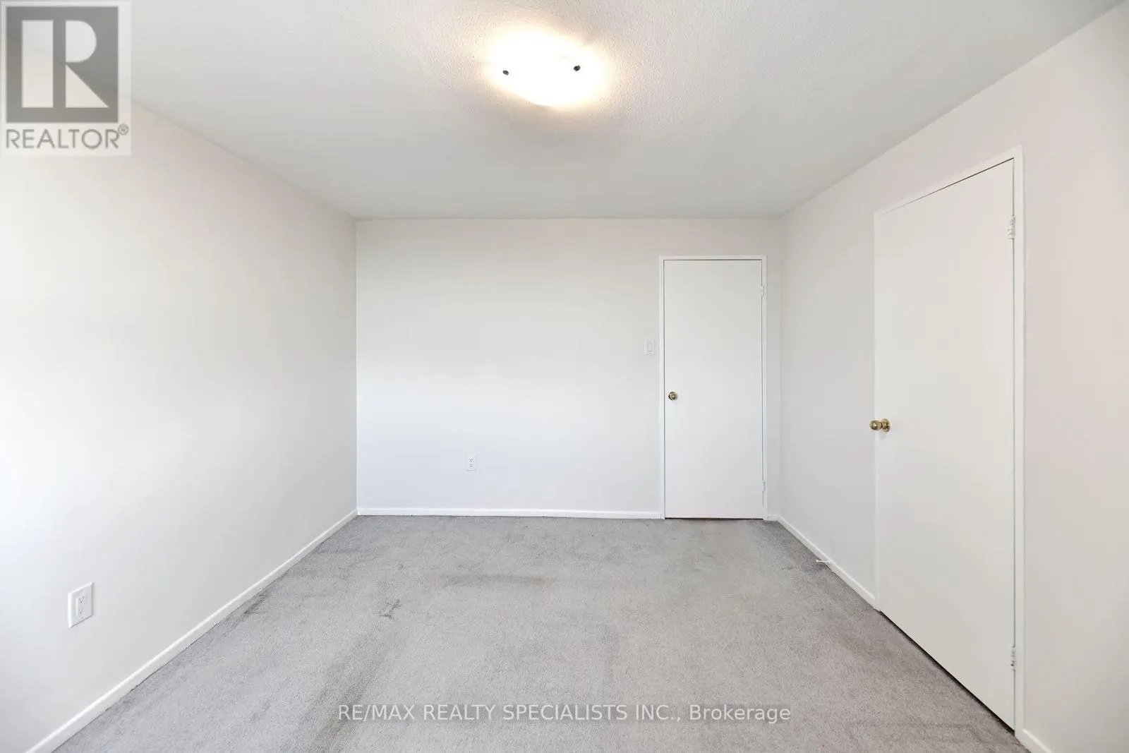 1601 - 270 PALMDALE DRIVE