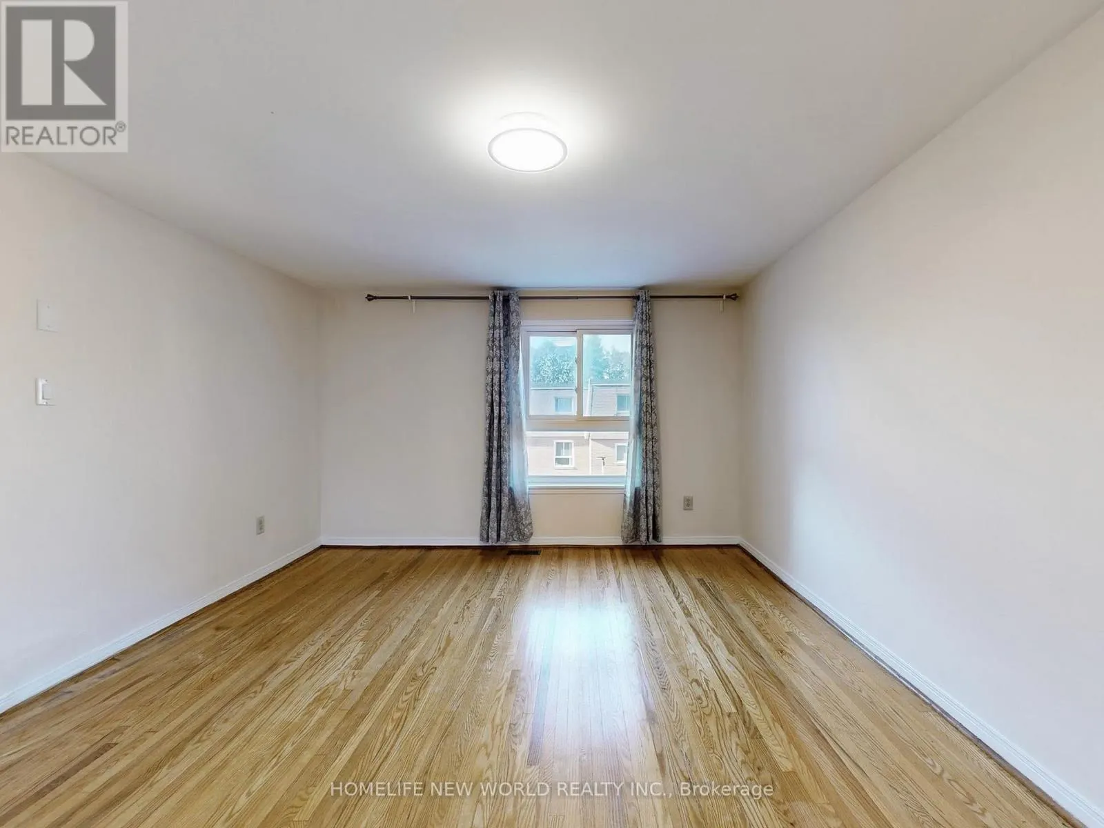 55 - 90 CROCKAMHILL DRIVE
