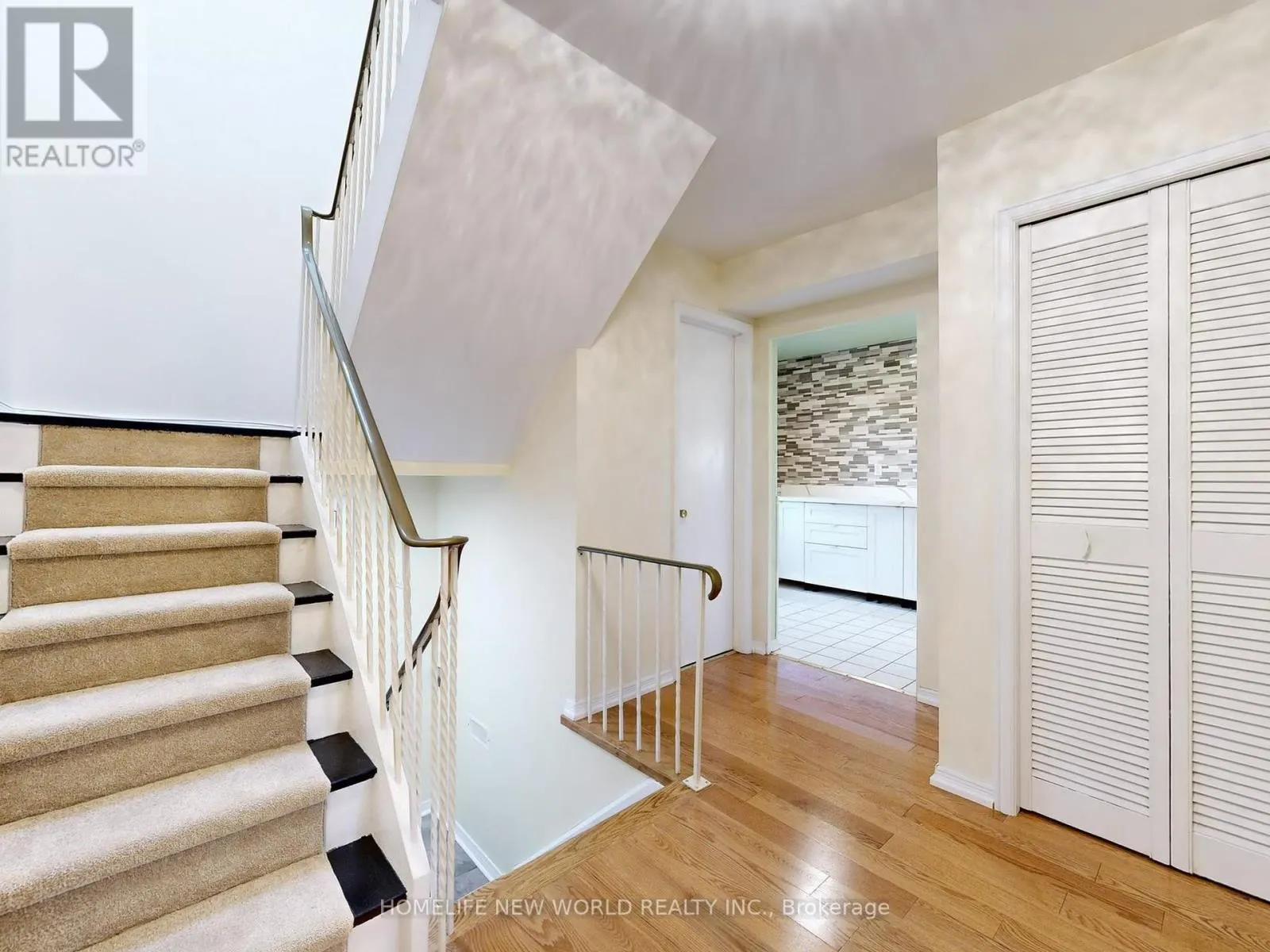 55 - 90 CROCKAMHILL DRIVE