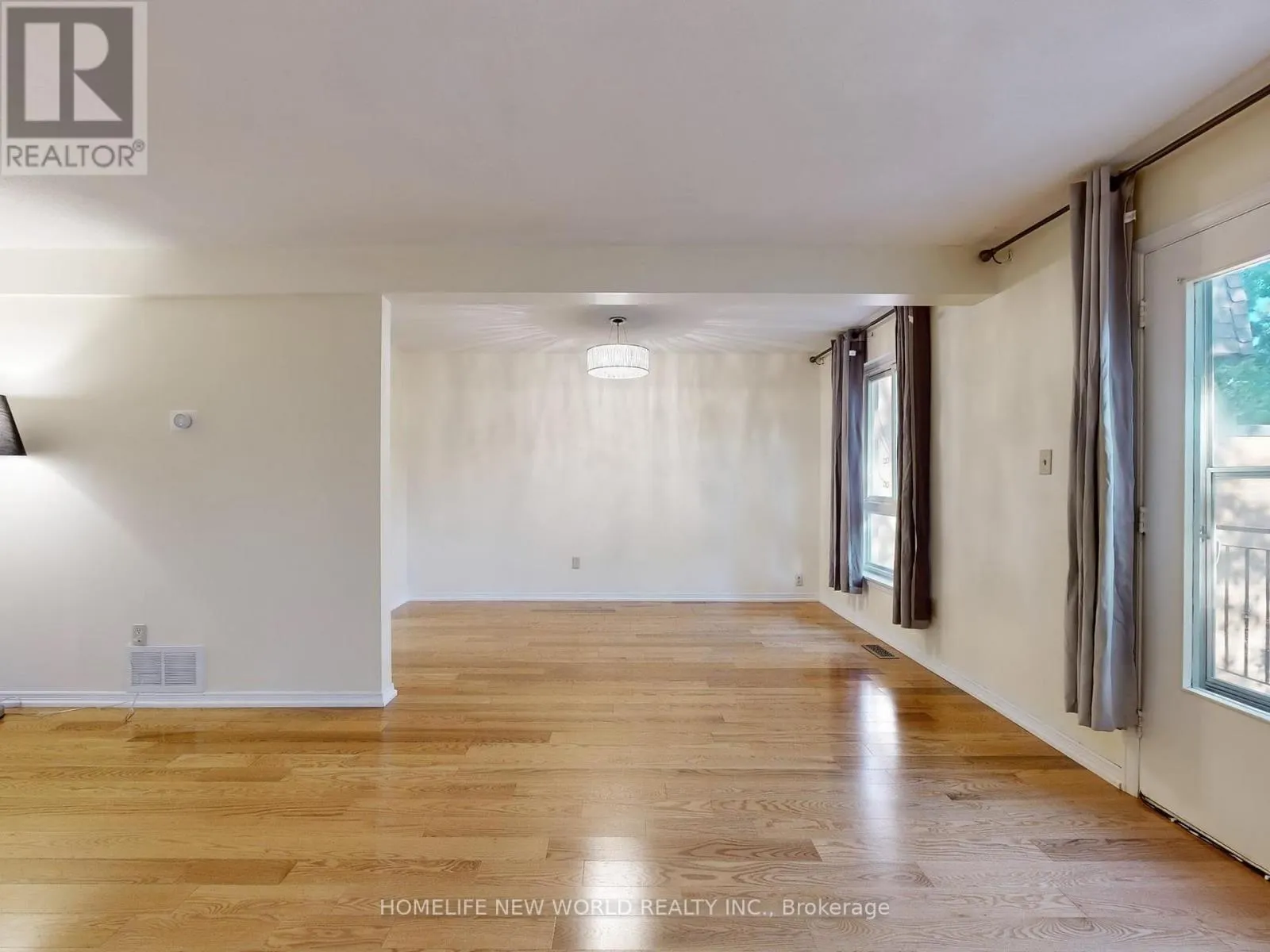 55 - 90 CROCKAMHILL DRIVE