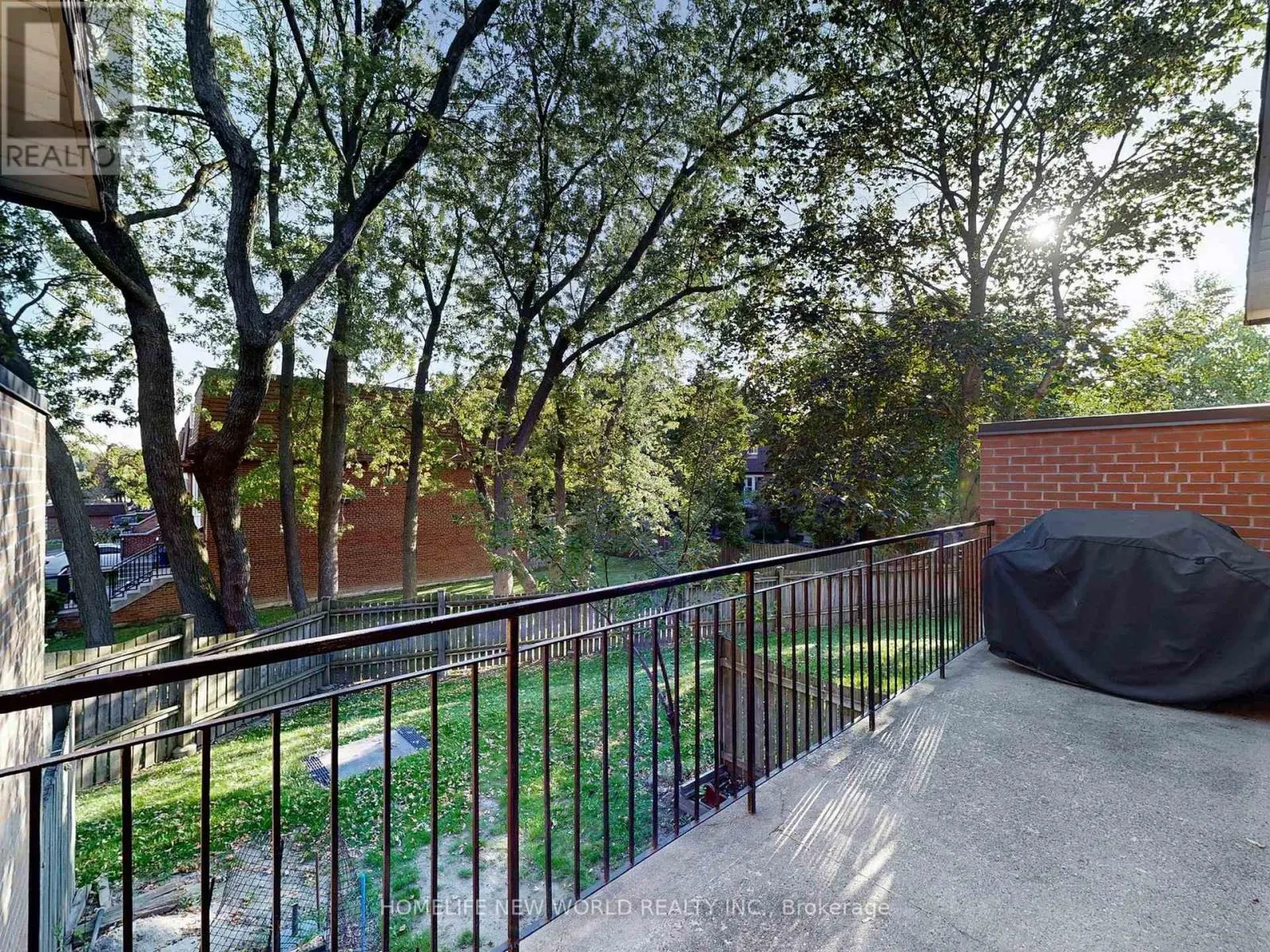 55 - 90 CROCKAMHILL DRIVE