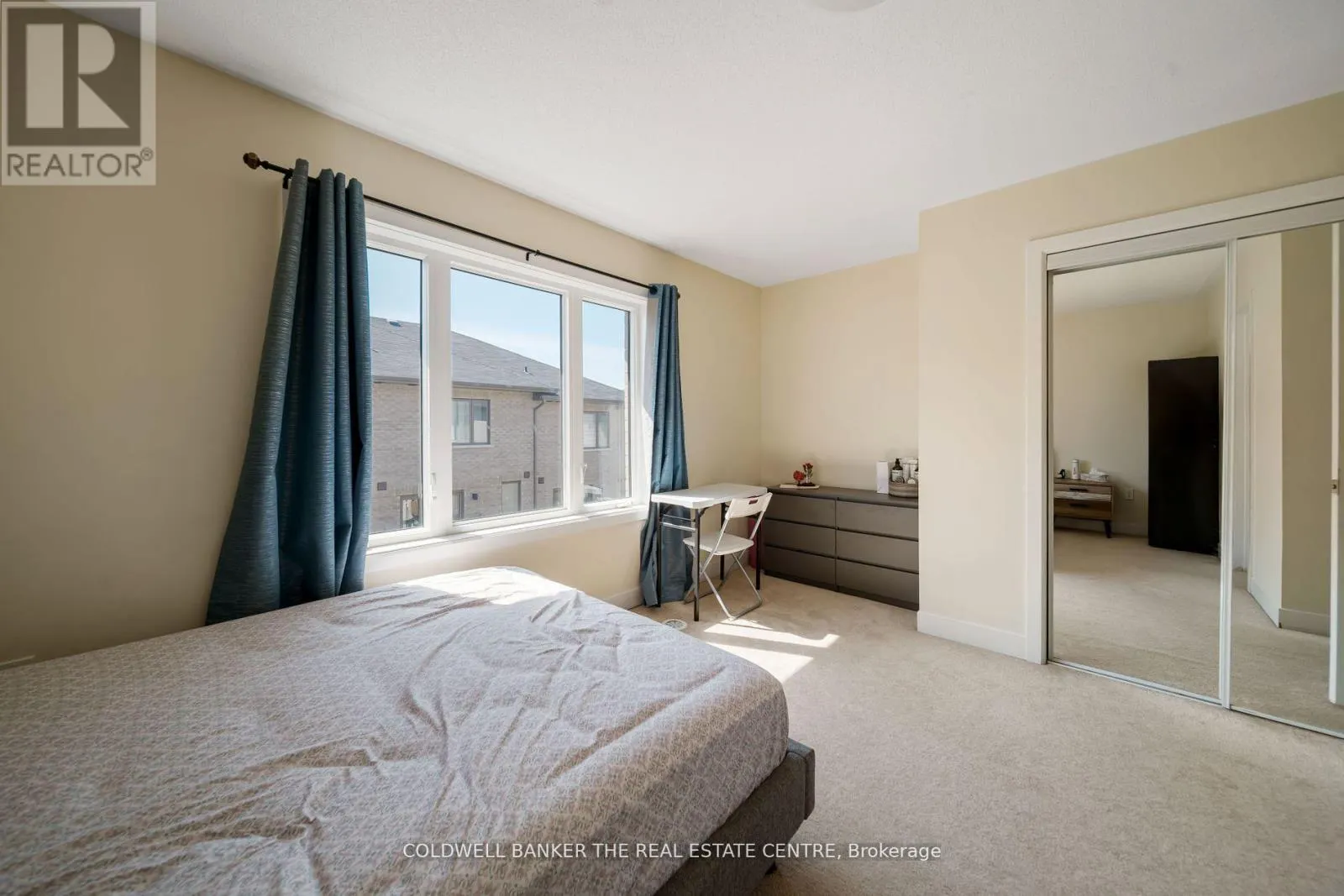 106 - 67 DONALD FLEMING WAY