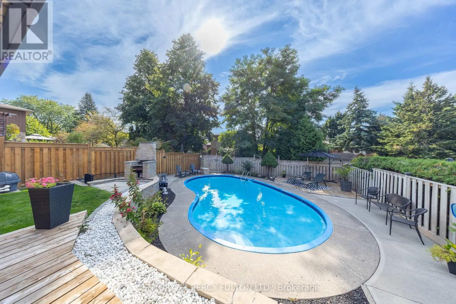 807 JACQUELINE AVENUE