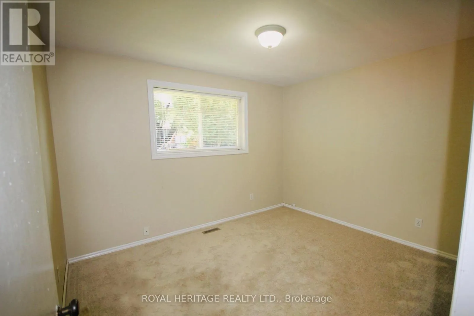 1078 RONLEA AVENUE S