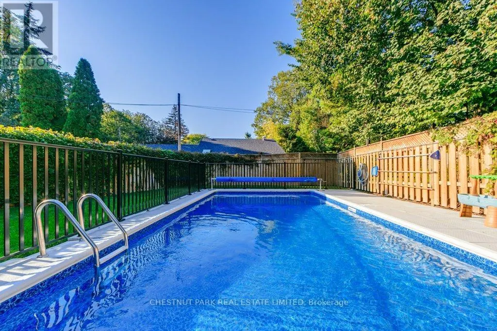 44 BROOKRIDGE DRIVE