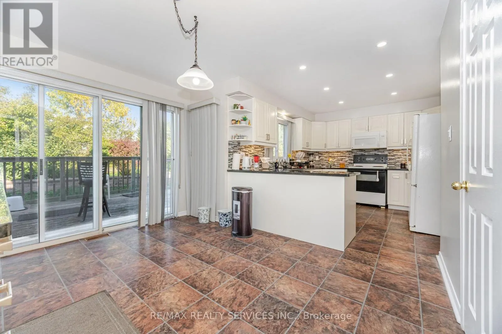 14 MILNER CRESCENT
