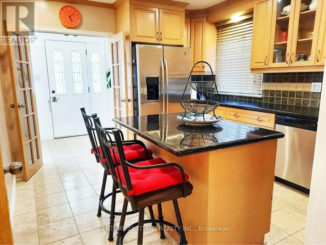 3 SAUGEEN CRESCENT