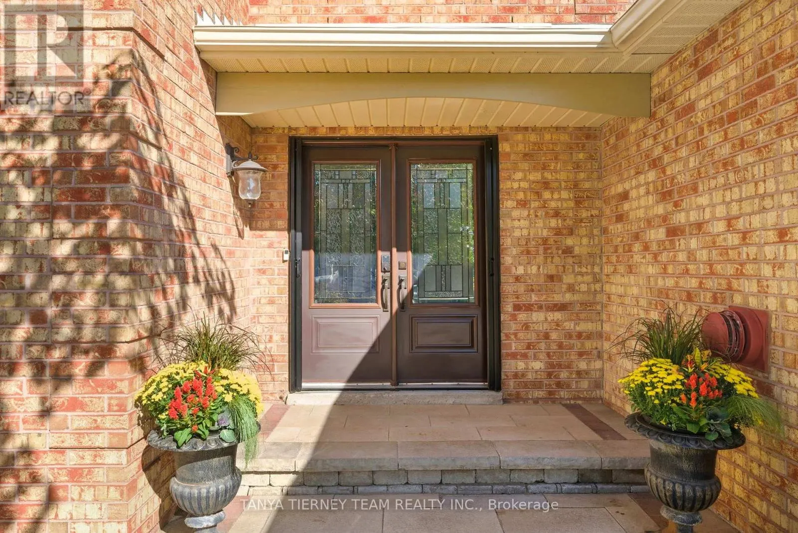 33 SIMMS DRIVE