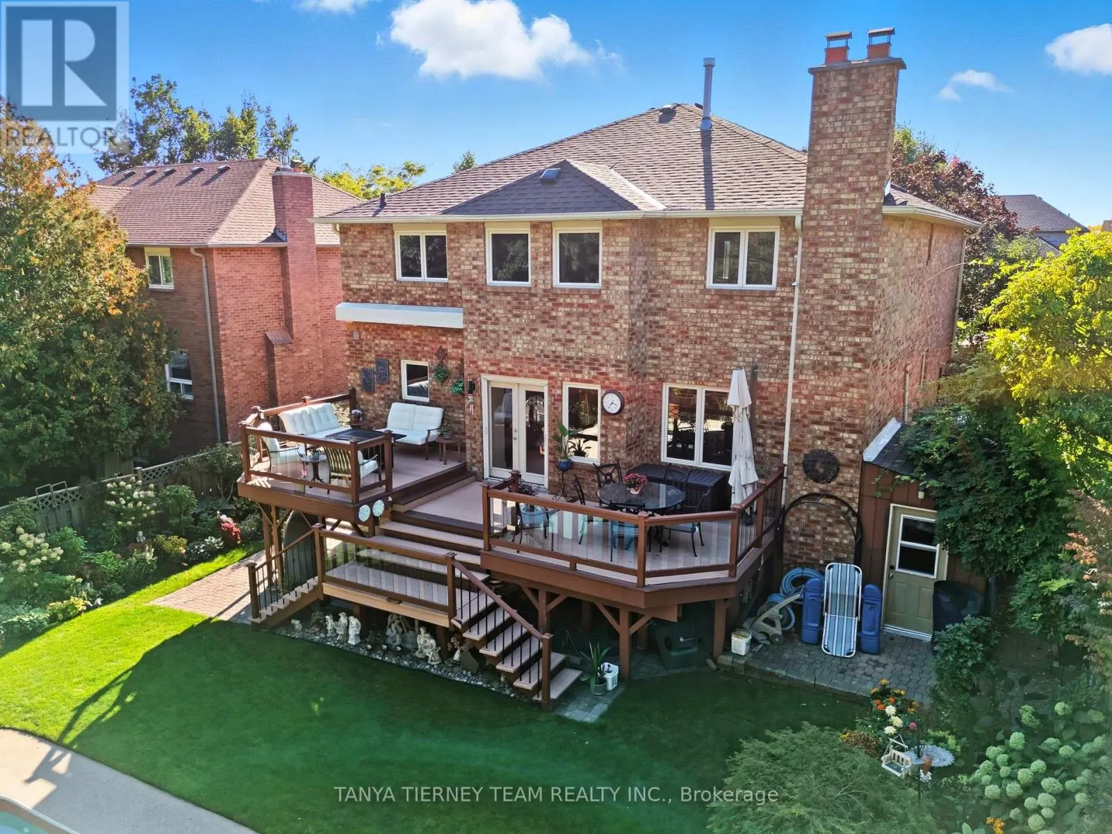 33 SIMMS DRIVE