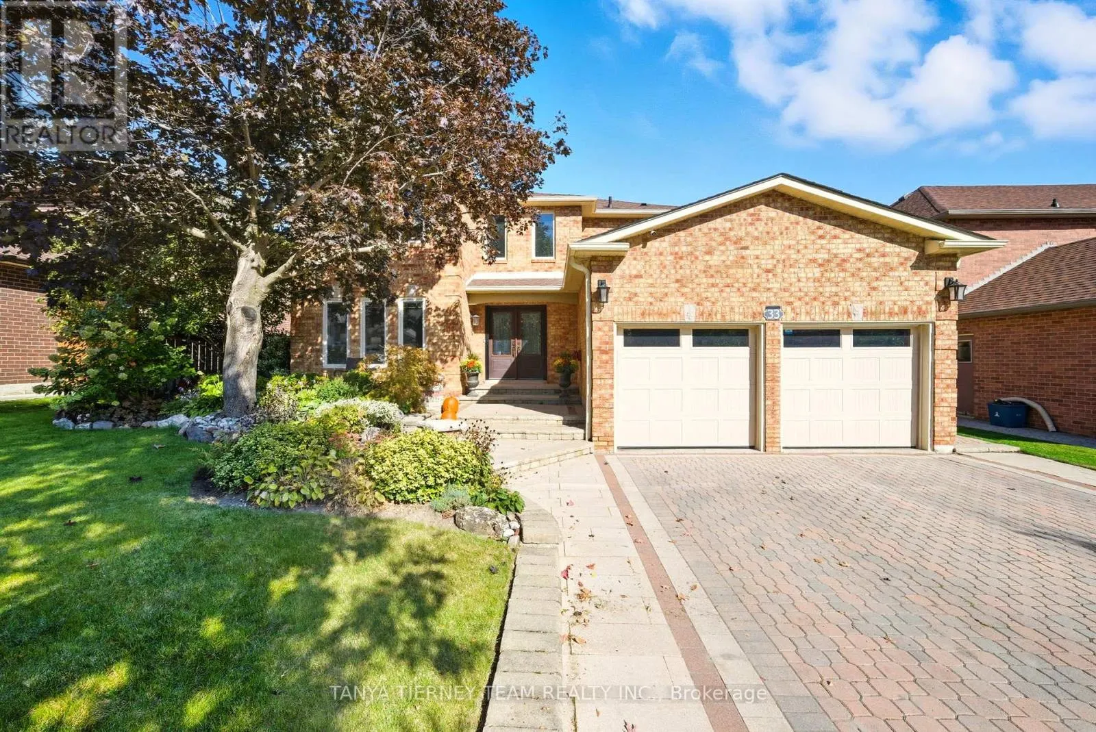33 SIMMS DRIVE