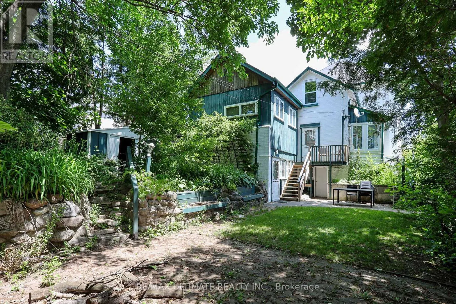 544 BELLAMY ROAD N