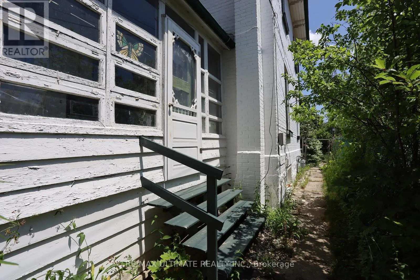 544 BELLAMY ROAD N