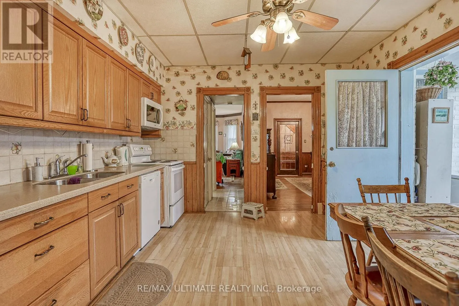 544 BELLAMY ROAD N