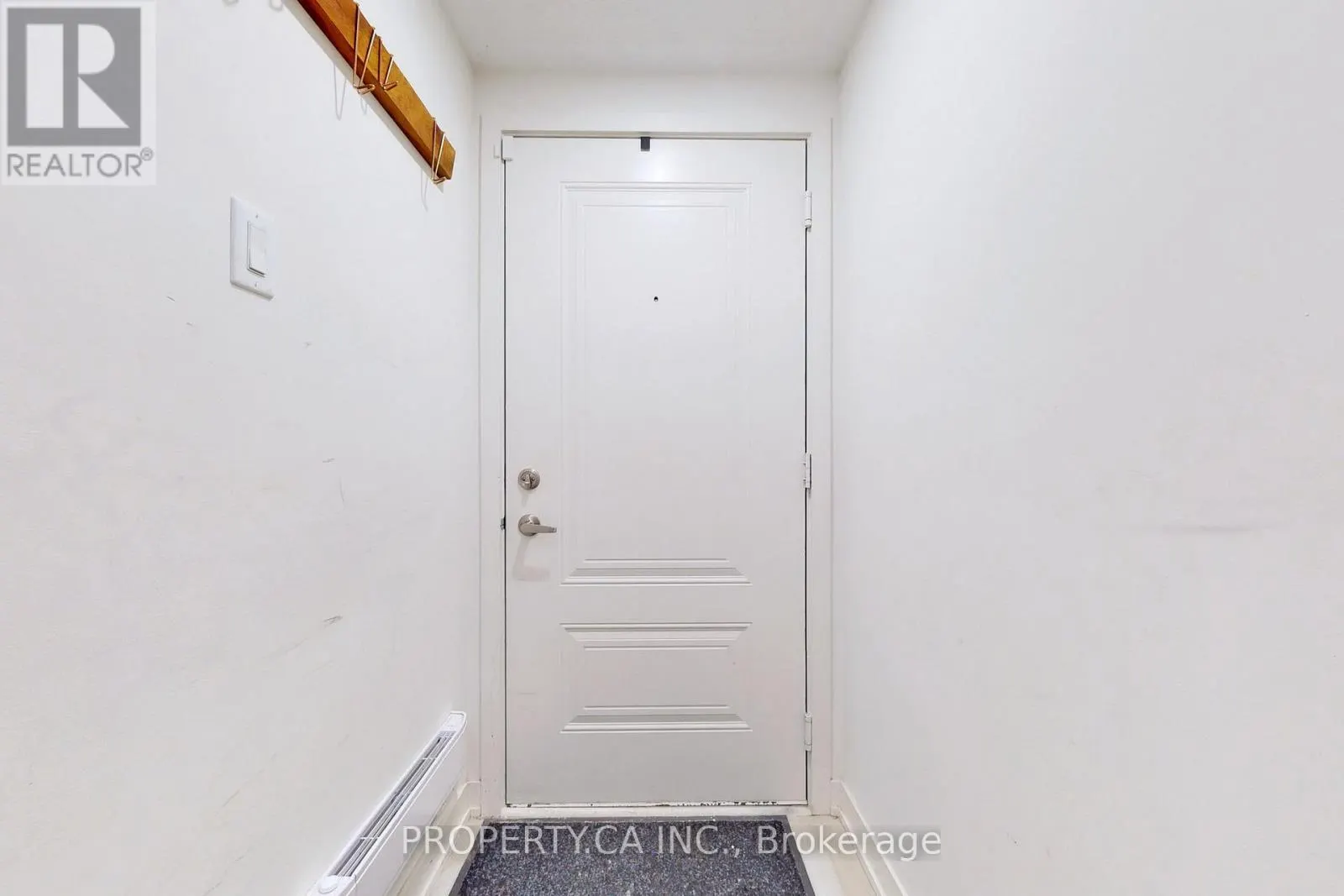 TH-2 - 60 ORCHID PLACE