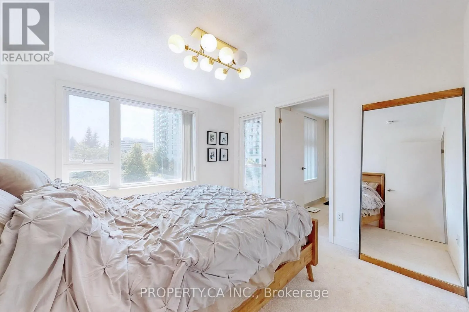 TH-2 - 60 ORCHID PLACE