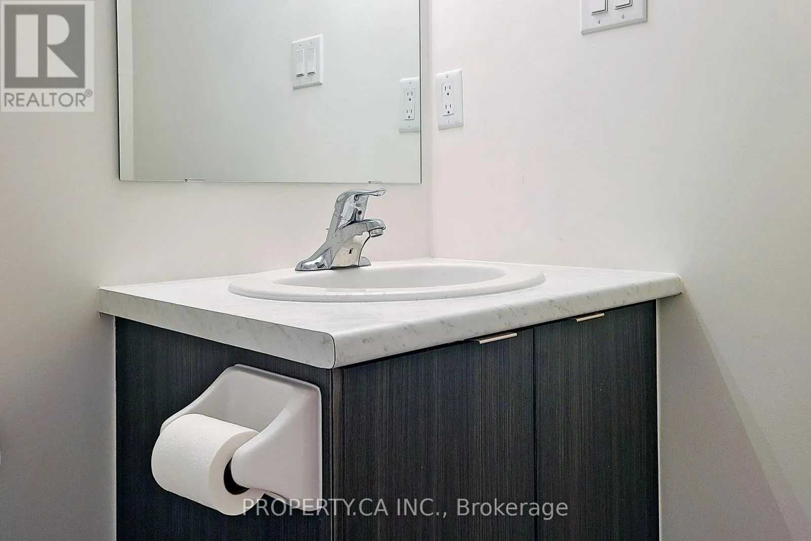 TH-2 - 60 ORCHID PLACE