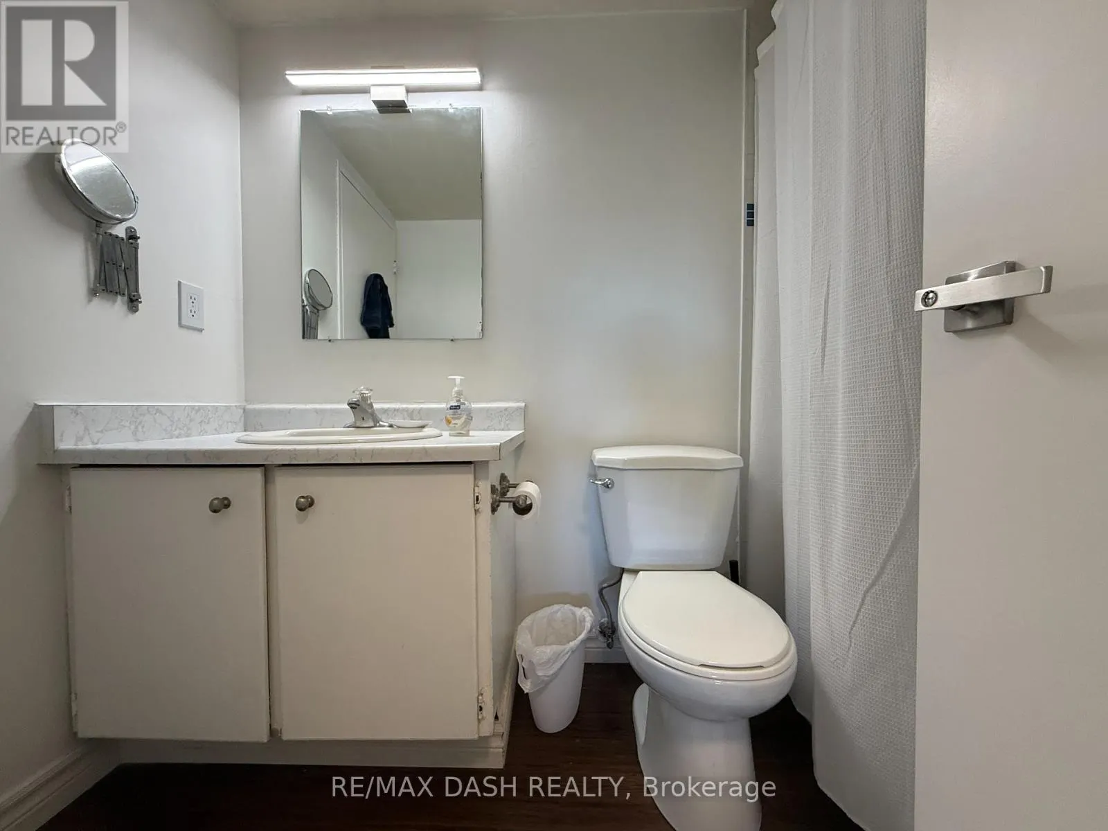 611 - 15 TORRANCE ROAD